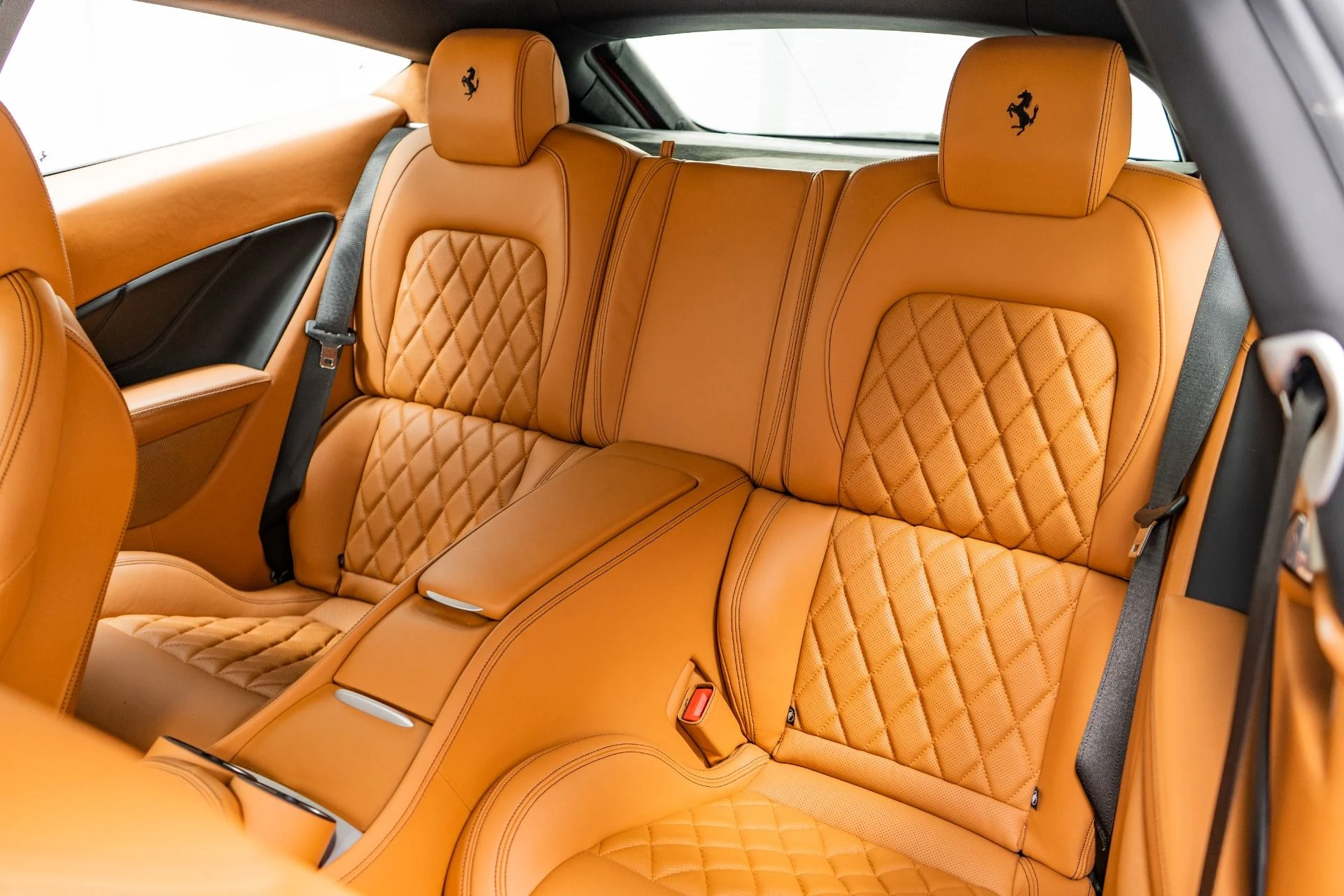 mph015_1020749484_Used_2014_Ferrari_FF_V12_Power_Ventilated_Seats_Sport_Exhaust_Passenger_Display_1775246163_126ba2d8c9