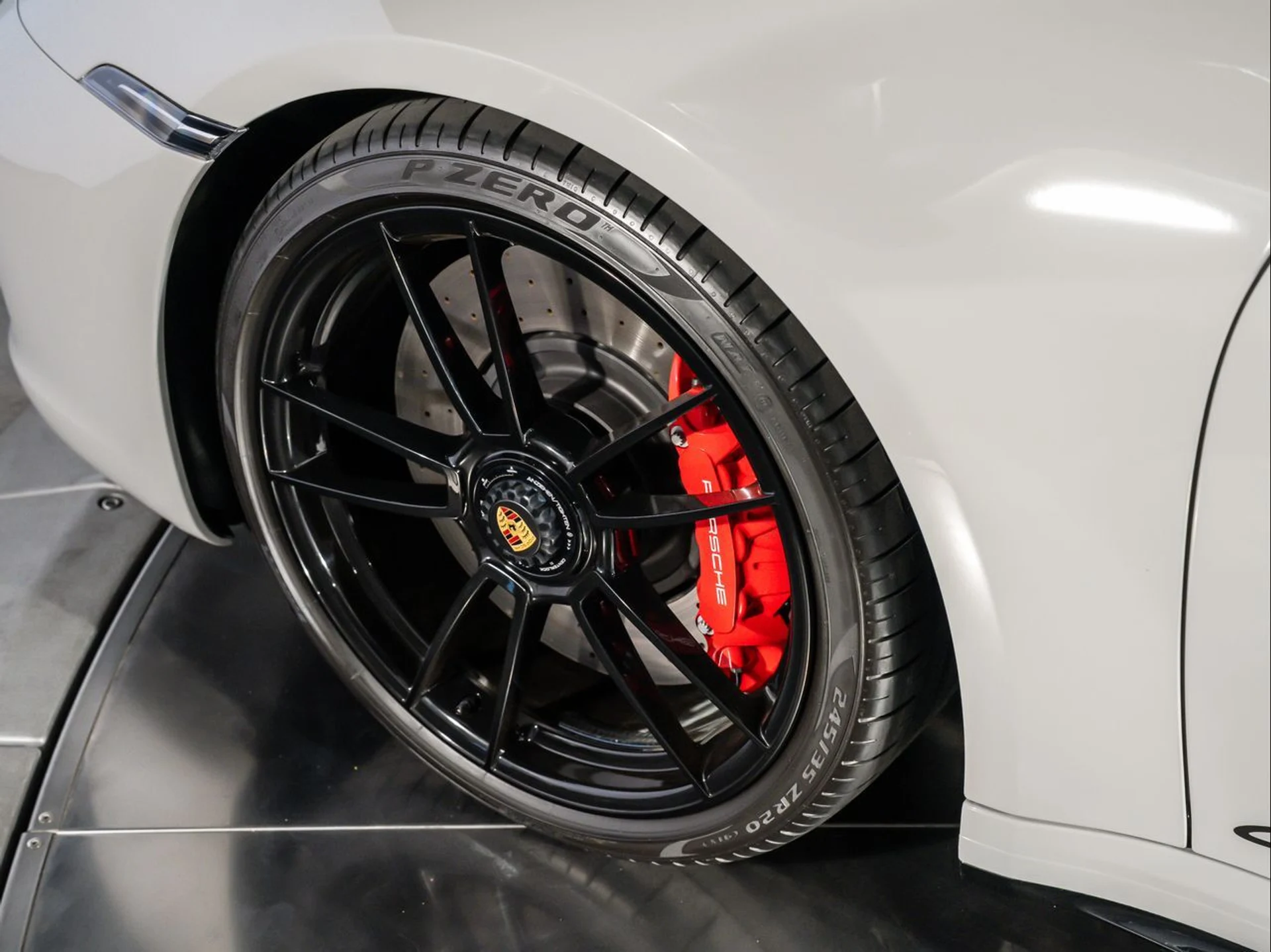 mph015_102365142_b741e12ecaadce0bfdac2213bc8a4f9d_129d9a62d0