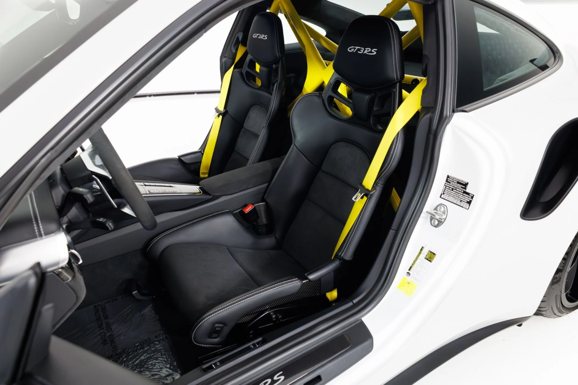 mph015_1029592642_Used_2016_Porsche_911_GT_3_RS_1775150676_cf3d9ed5d2