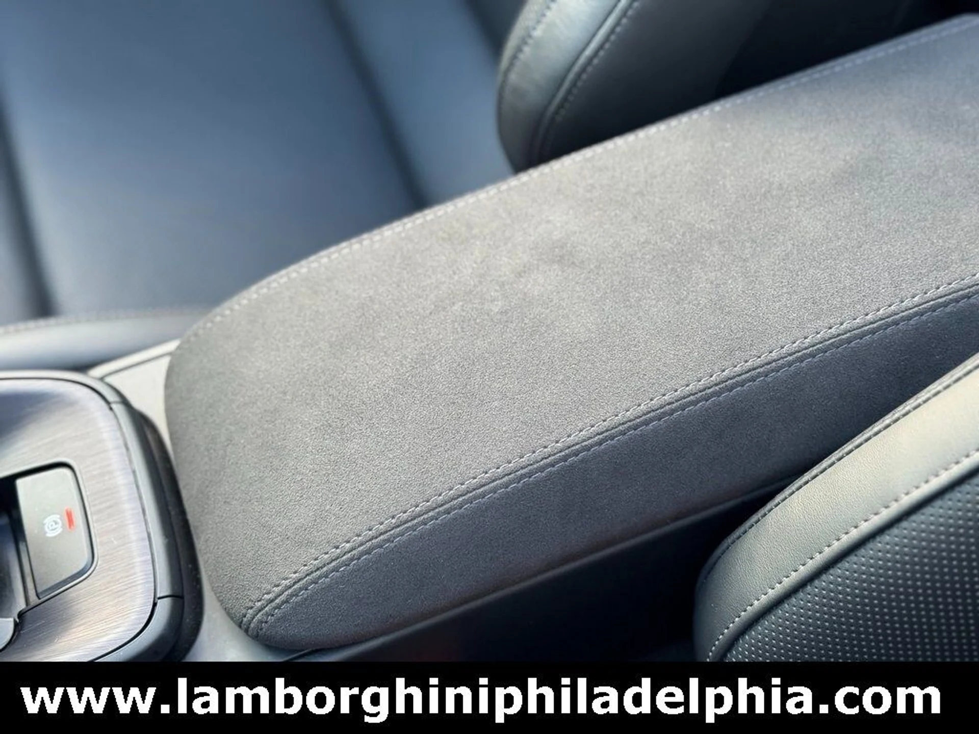 mph015_1031752802_a6696b73d7d2eecf745a351da8c85ef3x_9ab2c7d83c