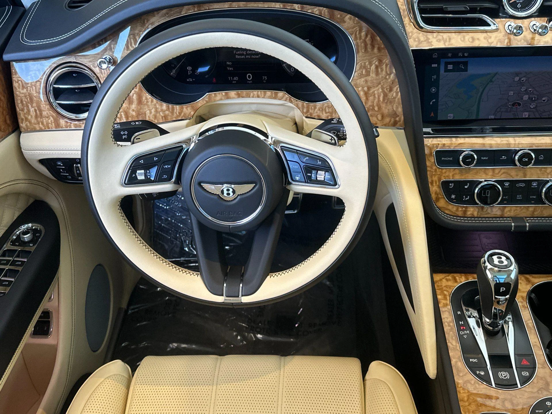 mph015_1032012250_Used_2023_Bentley_Bentayga_Azure_1782290861_7e1bbe6051