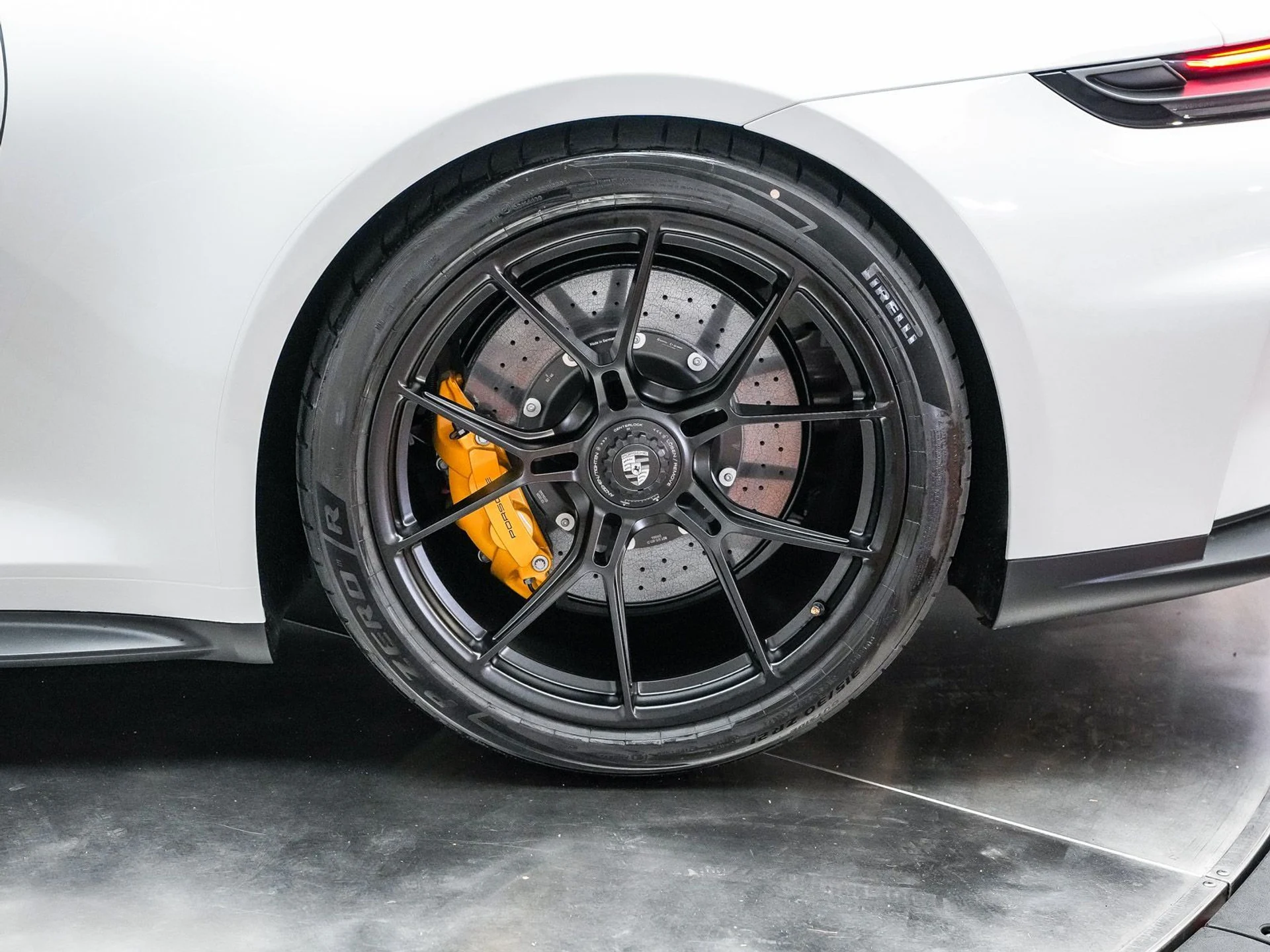 mph015_1043485487_253dbe2e3431eb92b8097fee6c0d10f0x_c407447020