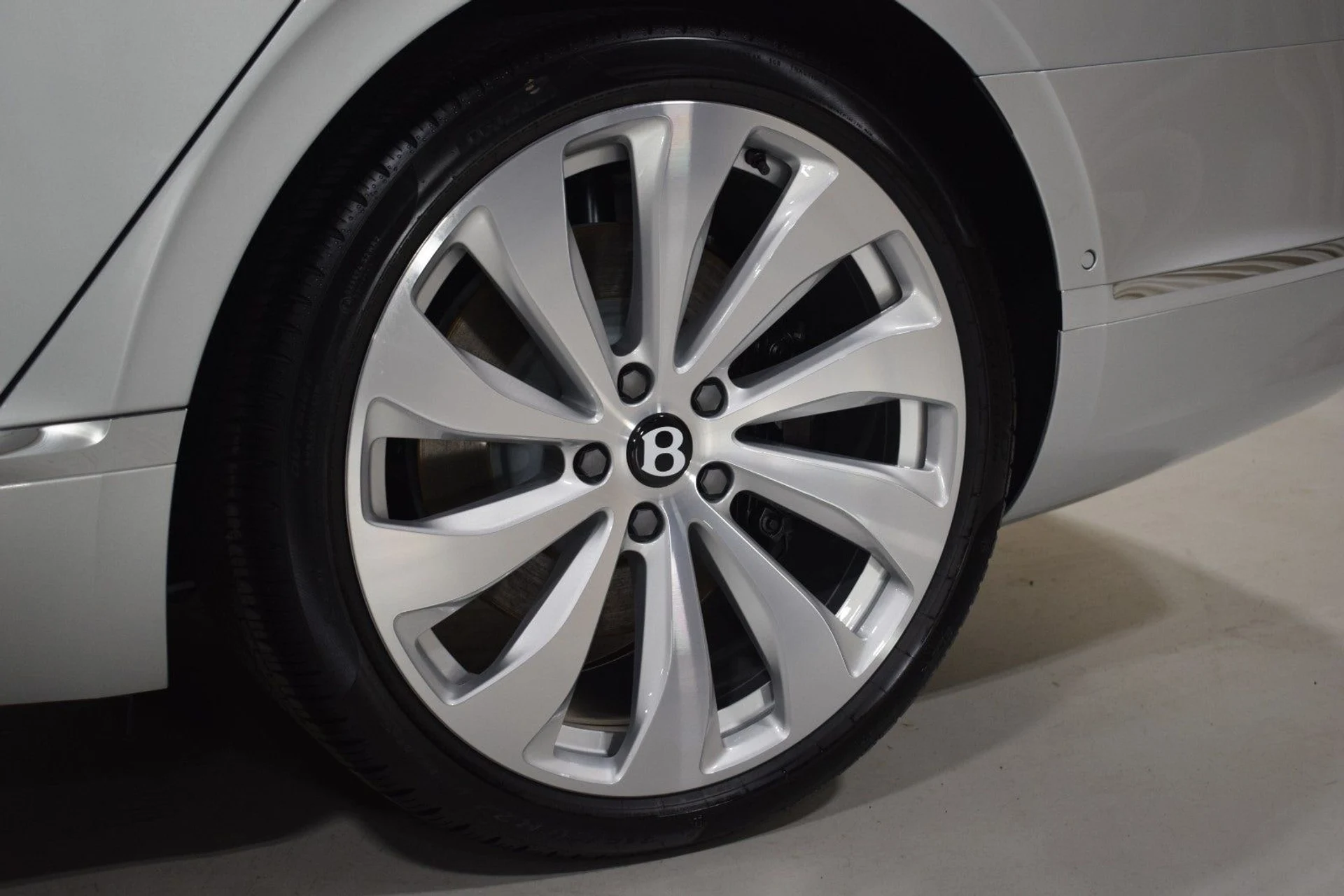 mph015_1045756880_e314d7d711cab79f1402cfcd025802cdx_a6ef14c935