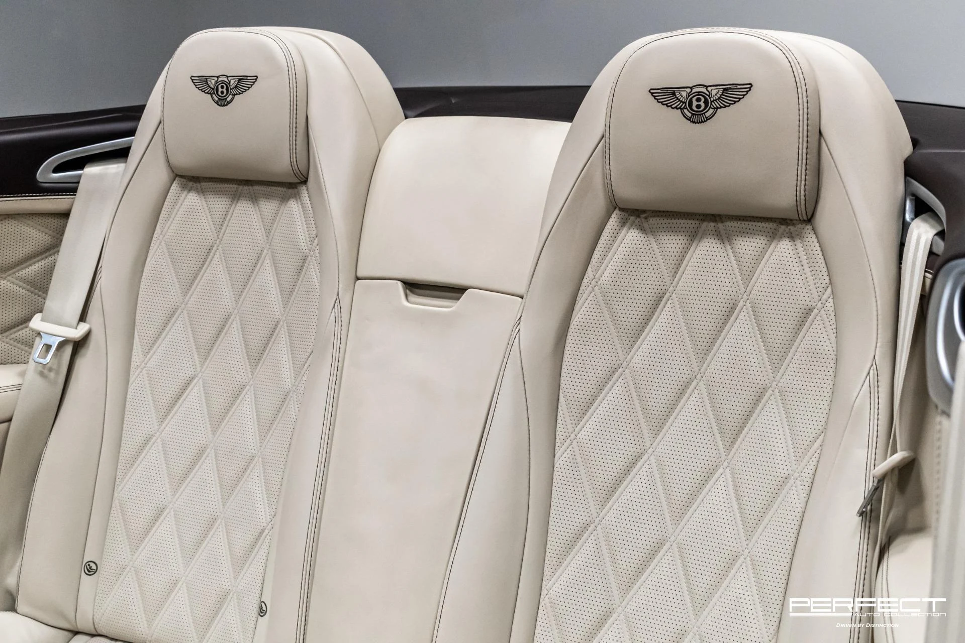 mph015_1046796637_Used_2013_Bentley_Continental_GTC_1715271600_4946cf9a0e