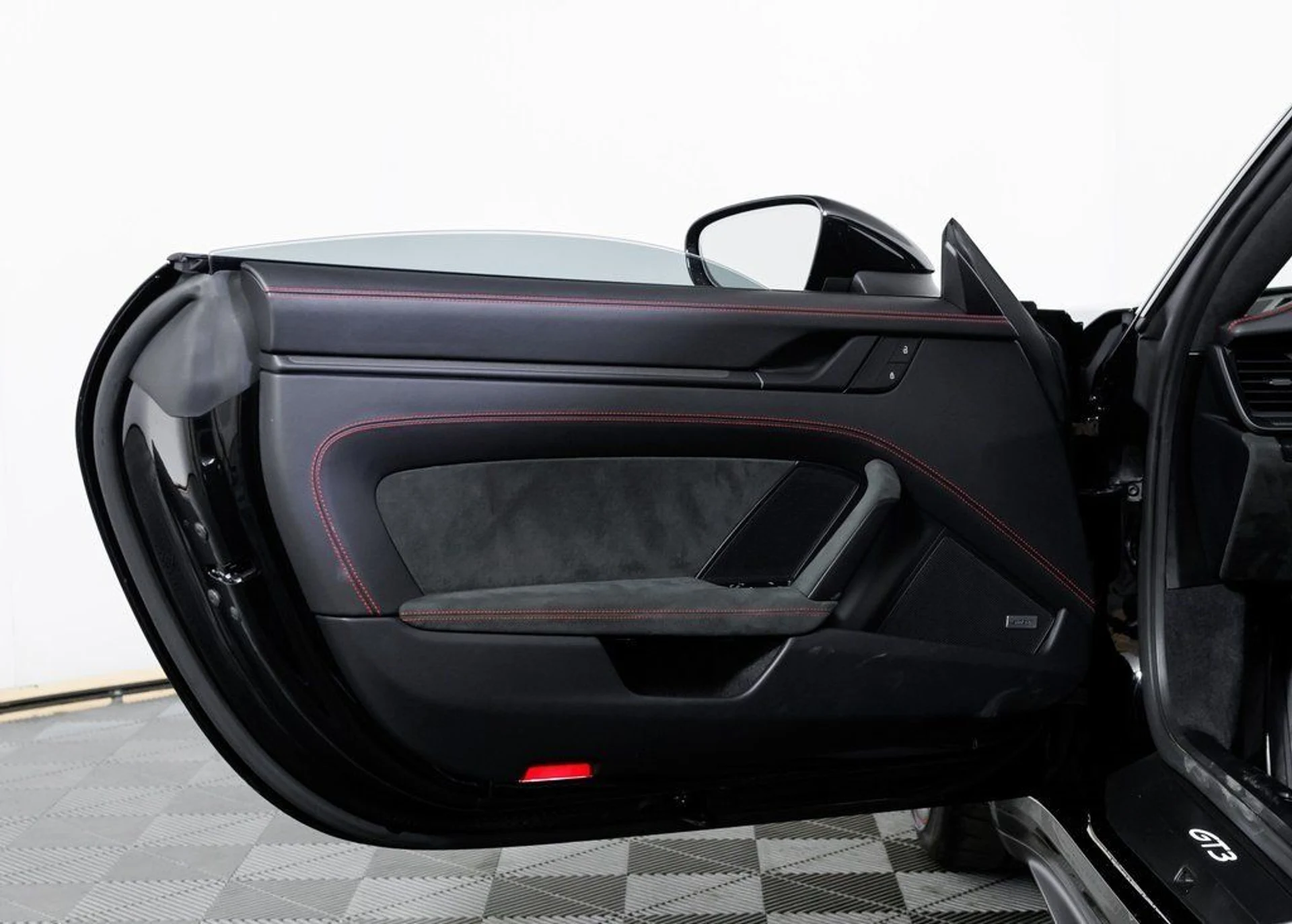 mph015_1047925864_b5397fbe5095bb7c47d0b2a6c576b274_2108d4aaa8