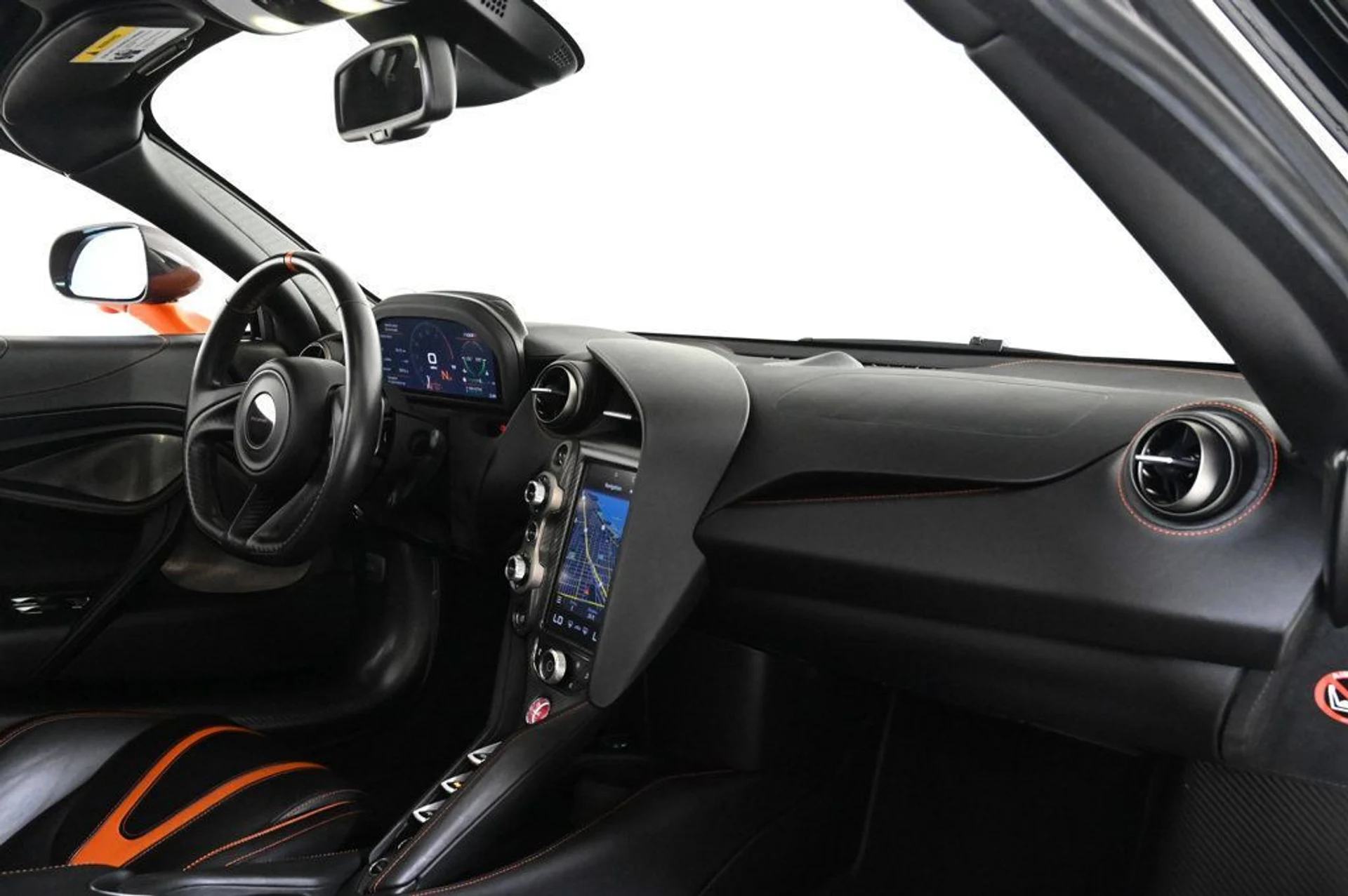 mph015_1055400346_used_2018_mclaren_720s_11350_22941062_15_1024_ca40546a78