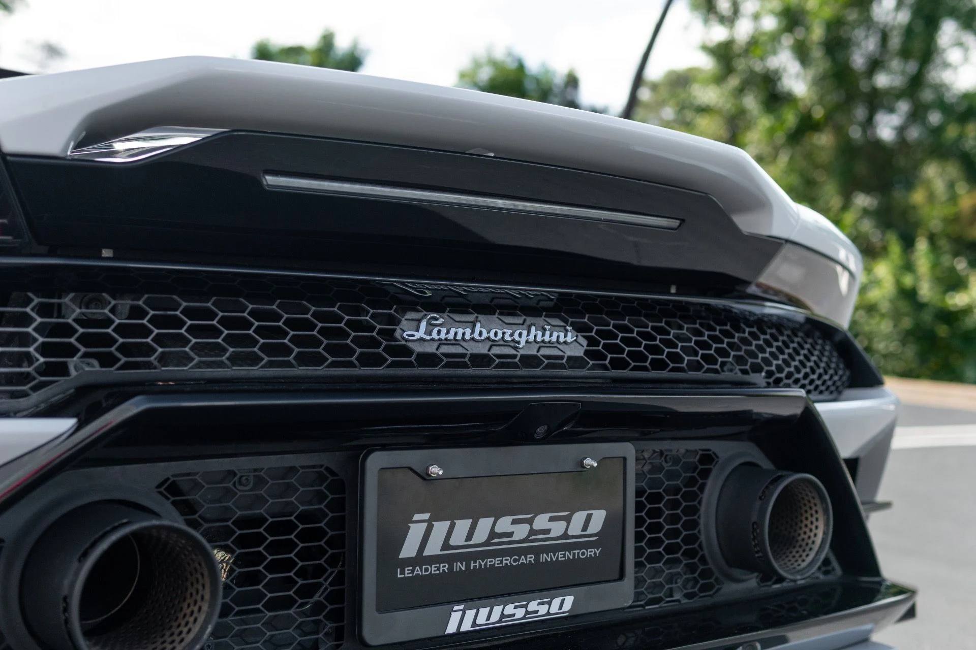 mph015_1055460657_Used_2021_Lamborghini_Huracan_EVO_Spyder_1766013013_1312d7d9ff