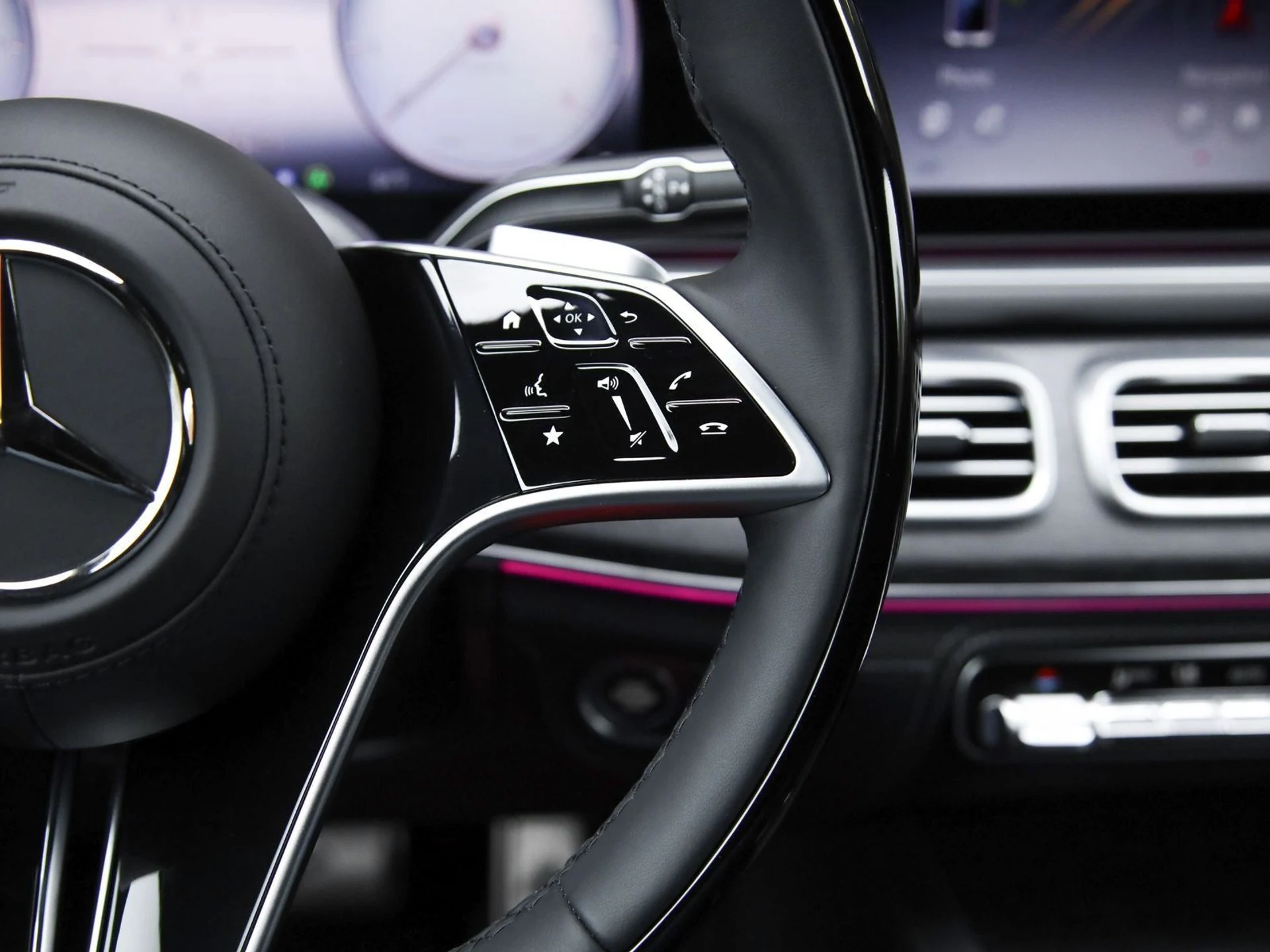 mph015_1058093432_16_ceaf486842