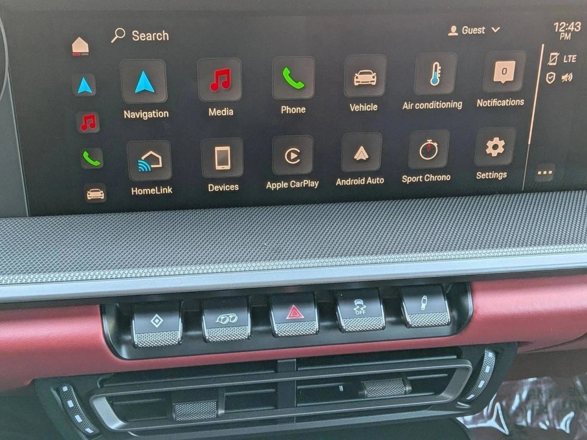 mph015_1061645587_2e3d718f458c67540348cf78d356c4a0x_f9dc84c16c