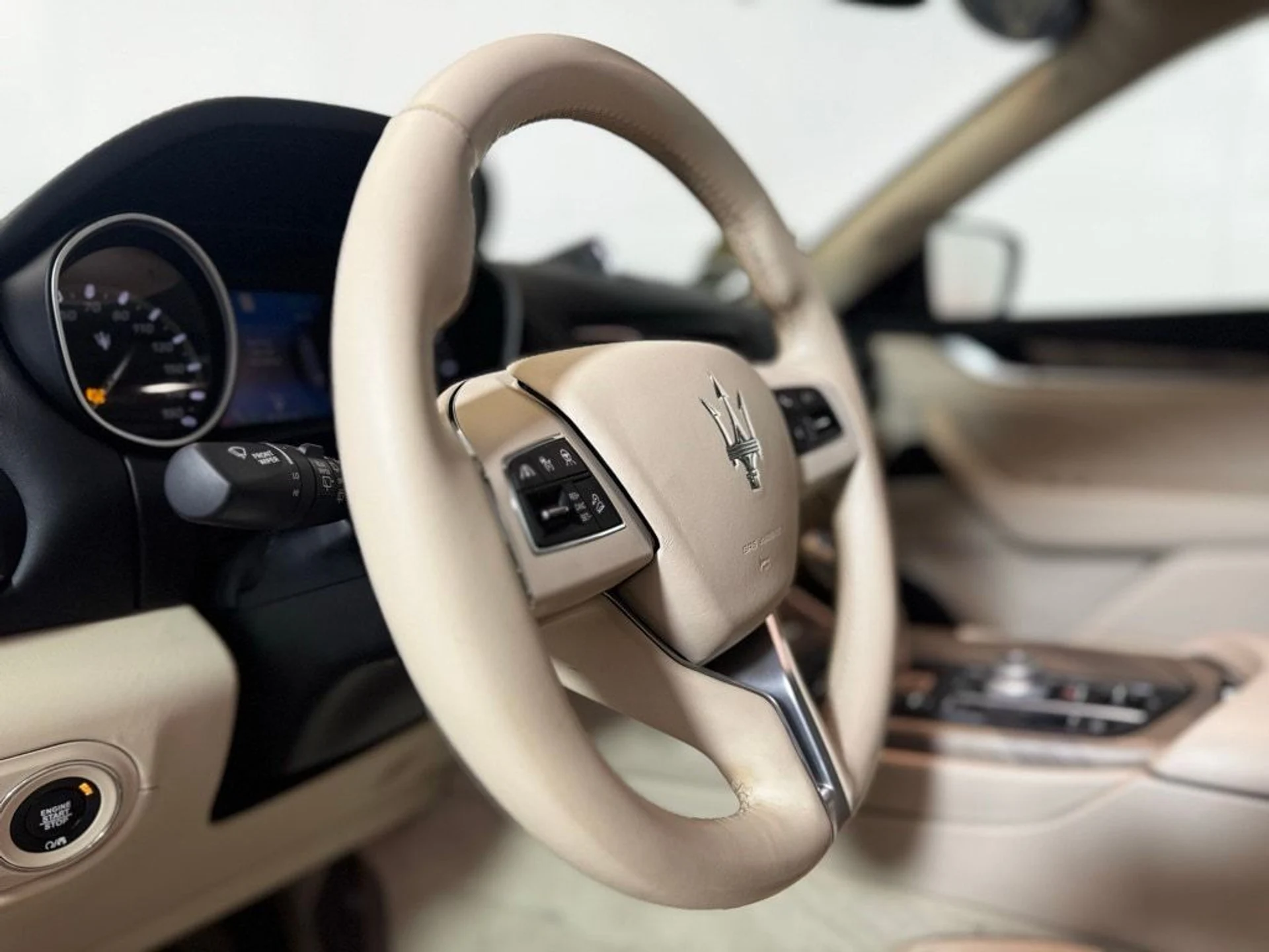 mph015_1065415936_c6468ec8c4f6056b2f8c1710149f1afex_76308e0b3f