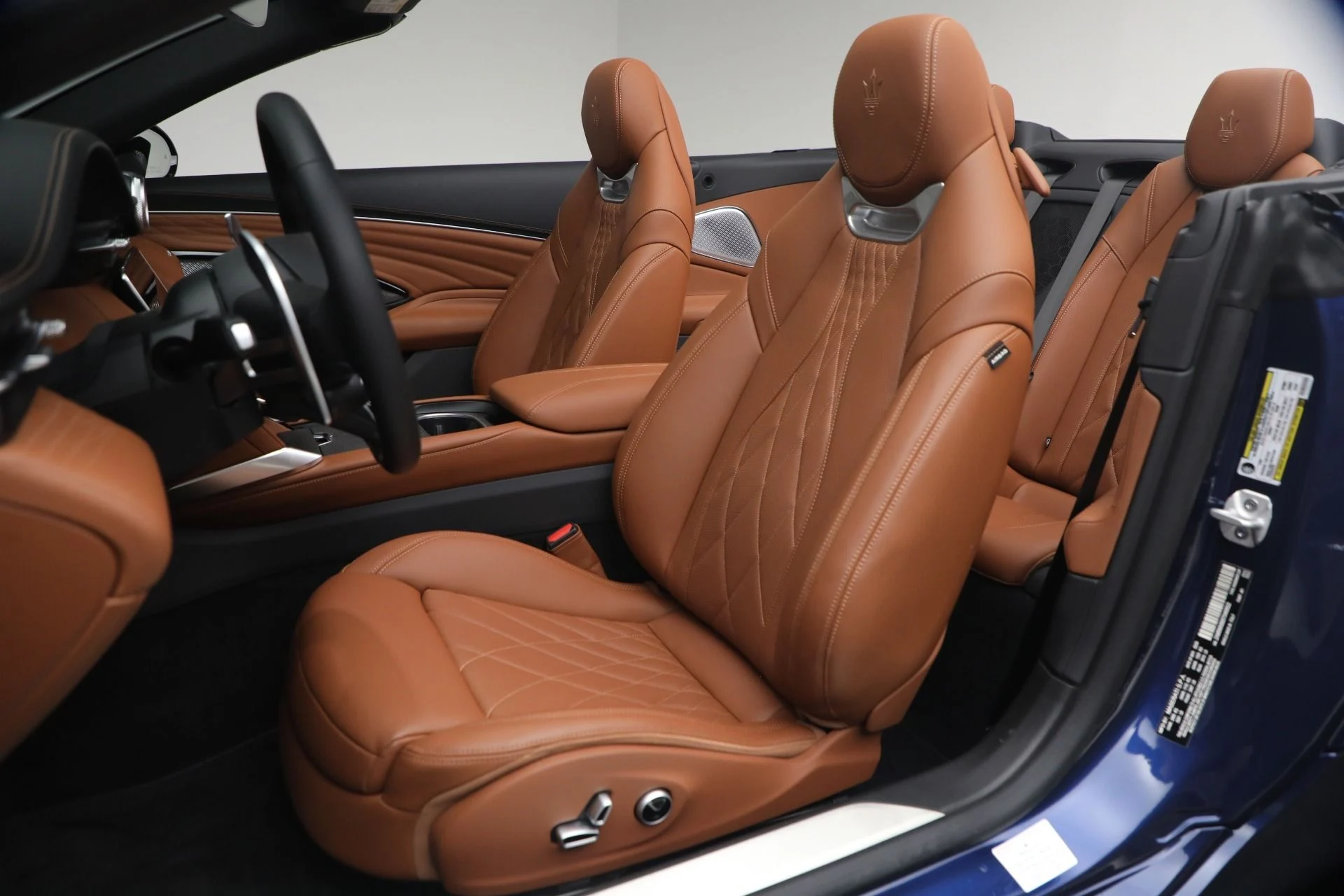 mph015_1066453392_New_2026_Maserati_Gran_Cabrio_1777996070_03caf2b3bc