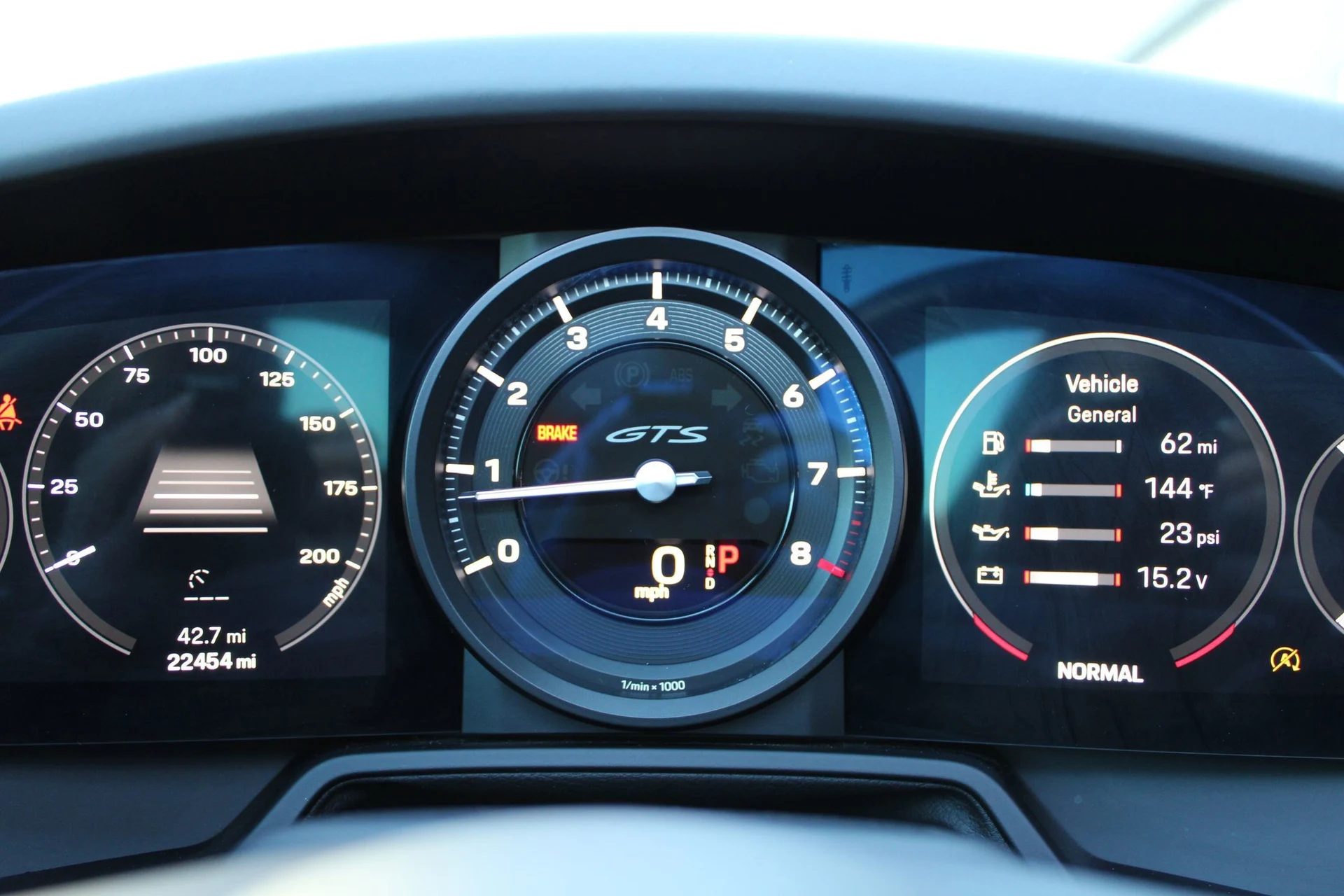 mph015_1075769634_9c38628d04d61e4ea3c4f7f7f8bc028f_ea111f3cb9