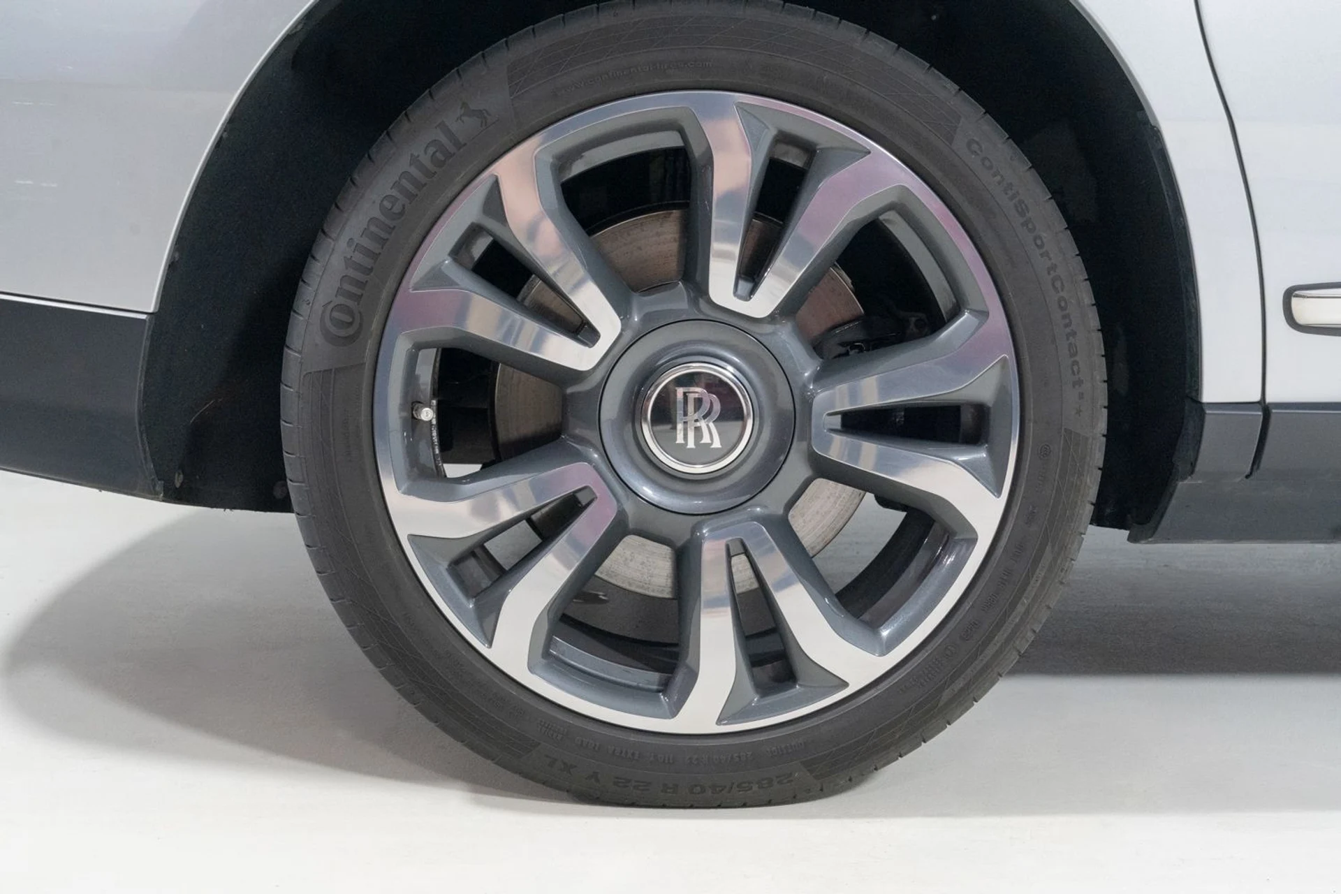 mph015_1083427352_0fe0e45365224df18cbb7d72dff59cc4_4439d28c1b