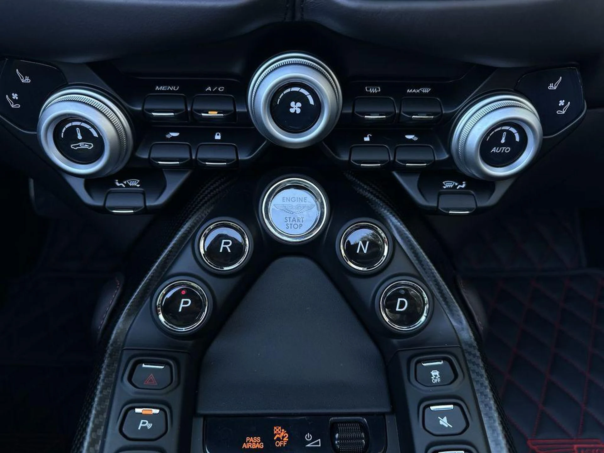 mph015_1083775550_q3djv2cz_Vl_GD_0_A56r_Z_D_Kmsk1qk_05d1f6bc04