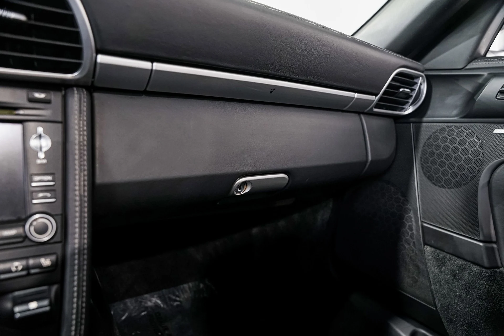 mph015_1084792488_362a964229e6da214bdf713dd27d5740x_a24947dc6b