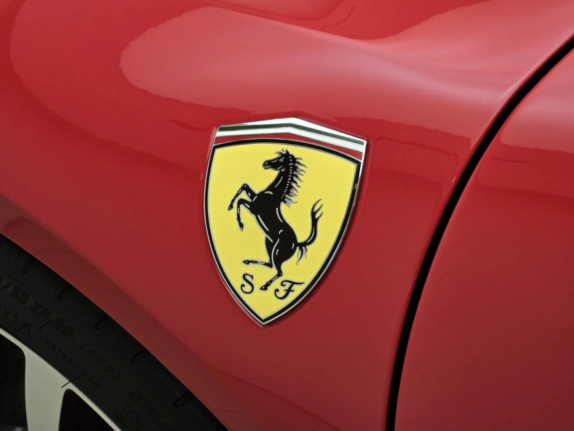 mph015_1086216303_Used_2021_Ferrari_SF_90_Stradale_1762500903_cdcf556cdd