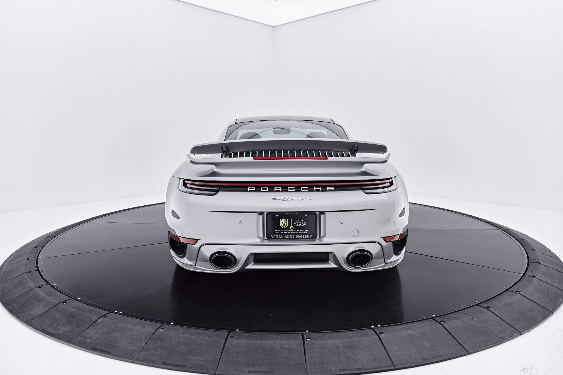 mph015_1093918733_Used_2025_Porsche_911_Turbo_S_1785539124_cbbd6c4f8a