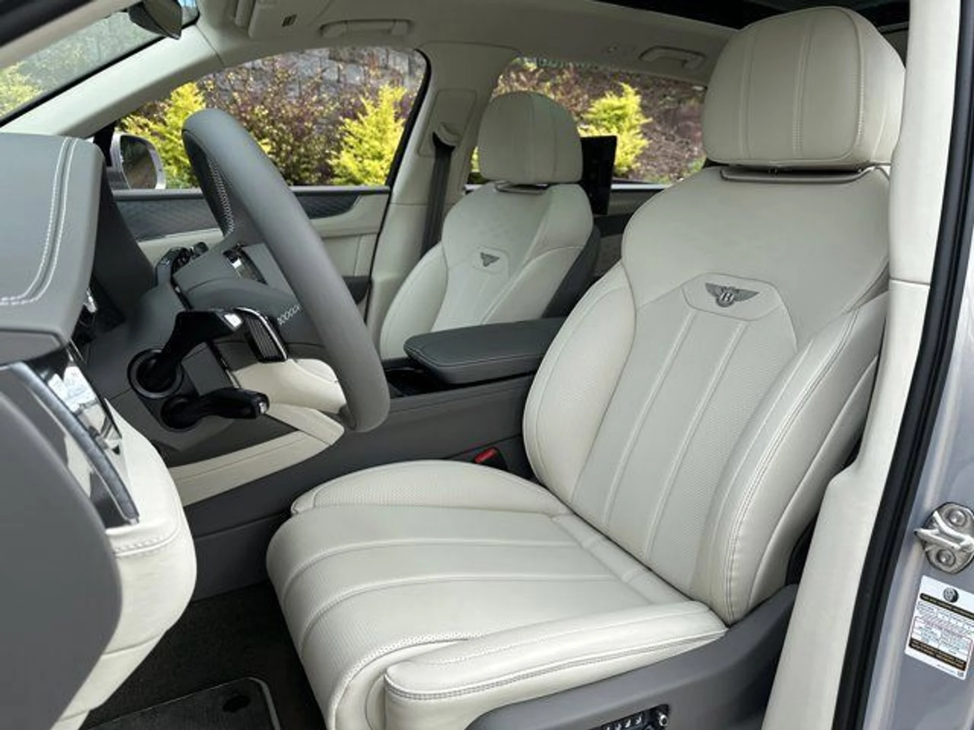 mph015_1101161087_19d8ea504c794ddab3de7e4af2783412_a034f895e1