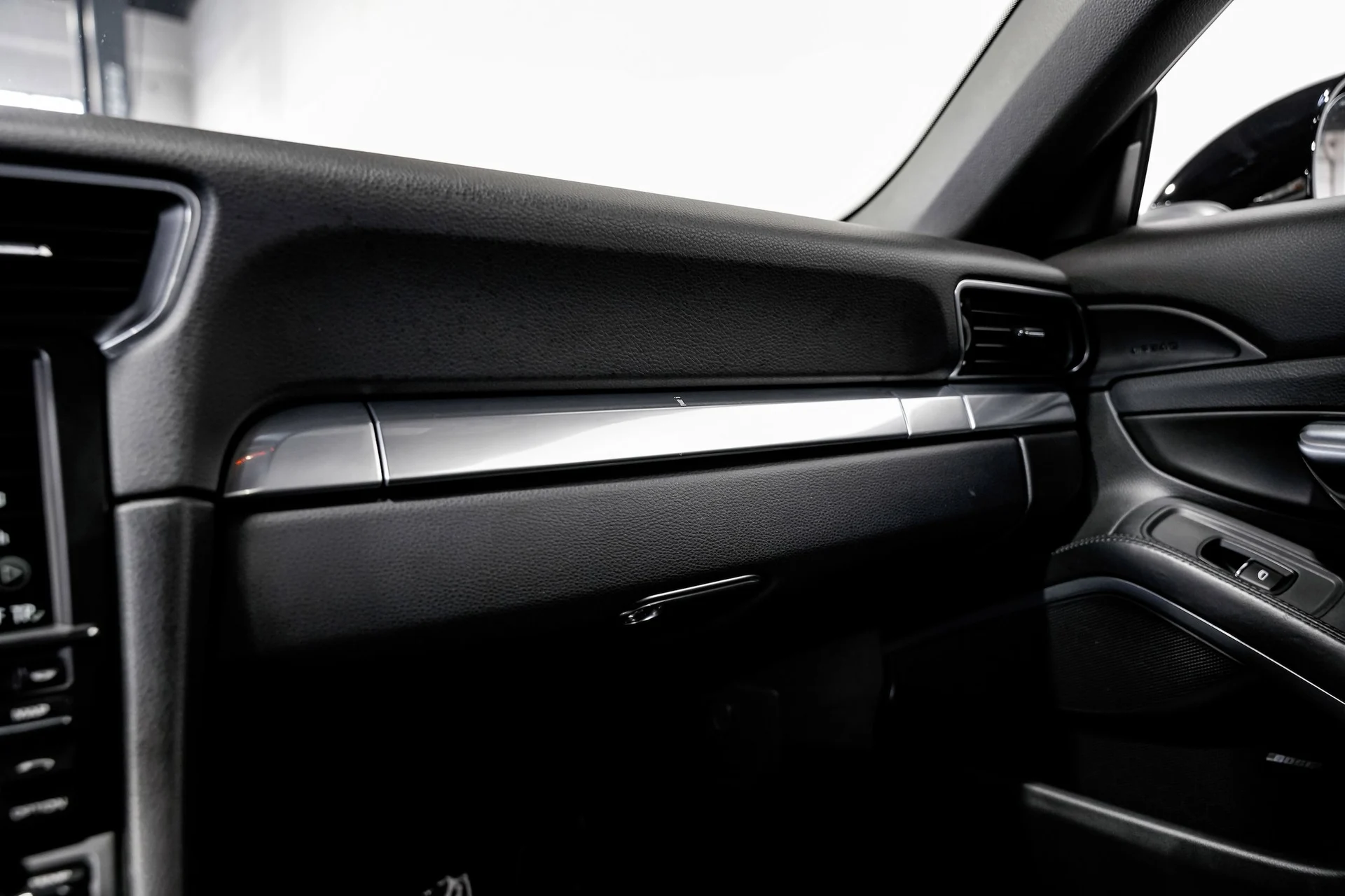 mph015_1101450544_ce85c2cb9c38c7b2b5a4766dd9ec016cx_6494f7a17c