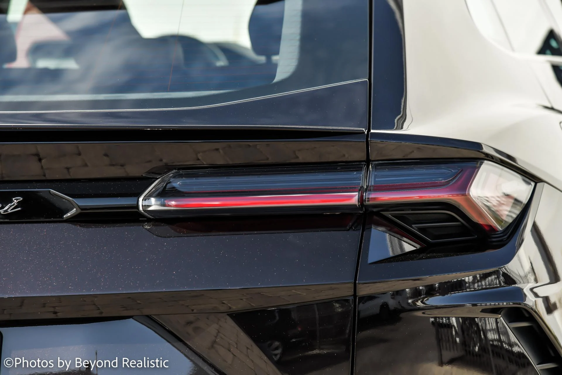 mph015_1101566400_Used_2021_Lamborghini_Urus_1756800629_b30530a987