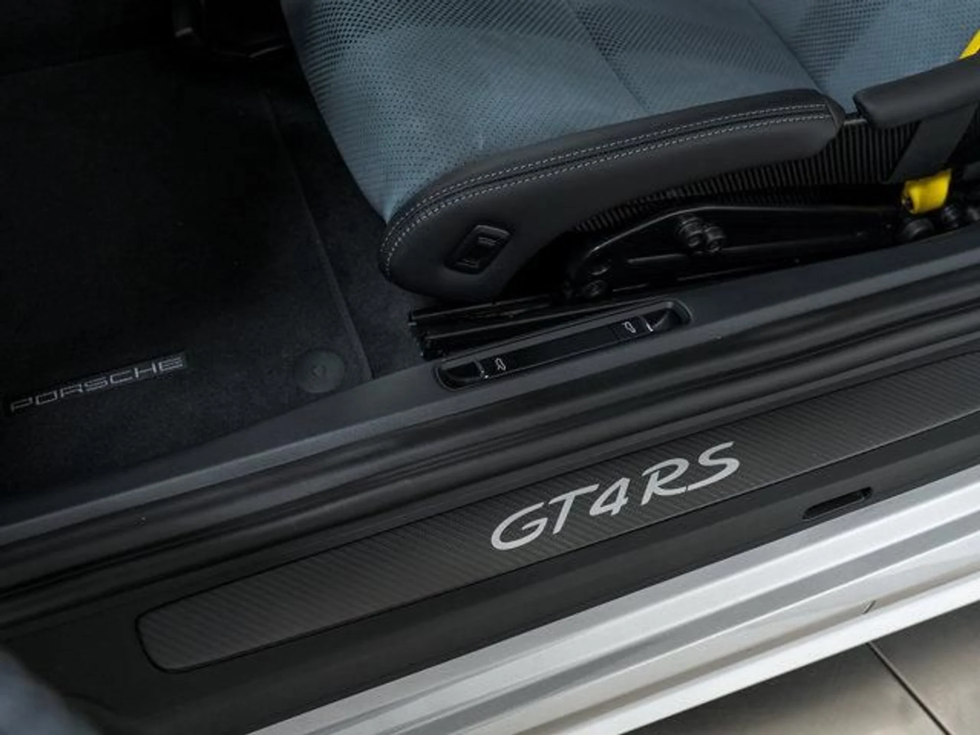 mph015_1105334932_m_284_Rc_Dr_R_Kc_RF_Ie6n4y_P_Js_Ld_U_e69f094ca7