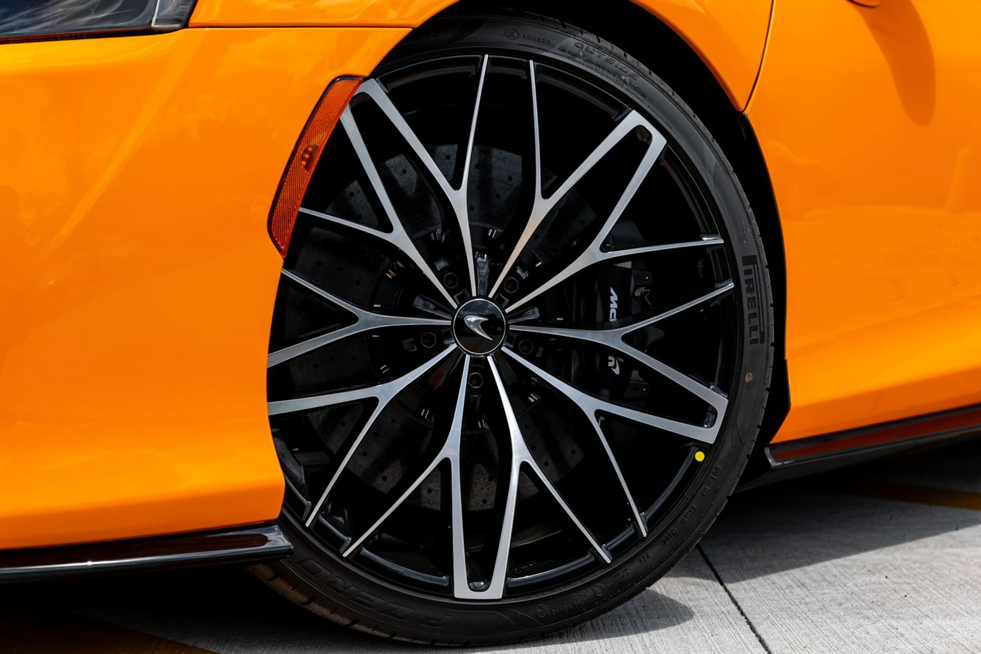 mph015_1107647394_New_2025_Mc_Laren_GTS_f36d962143