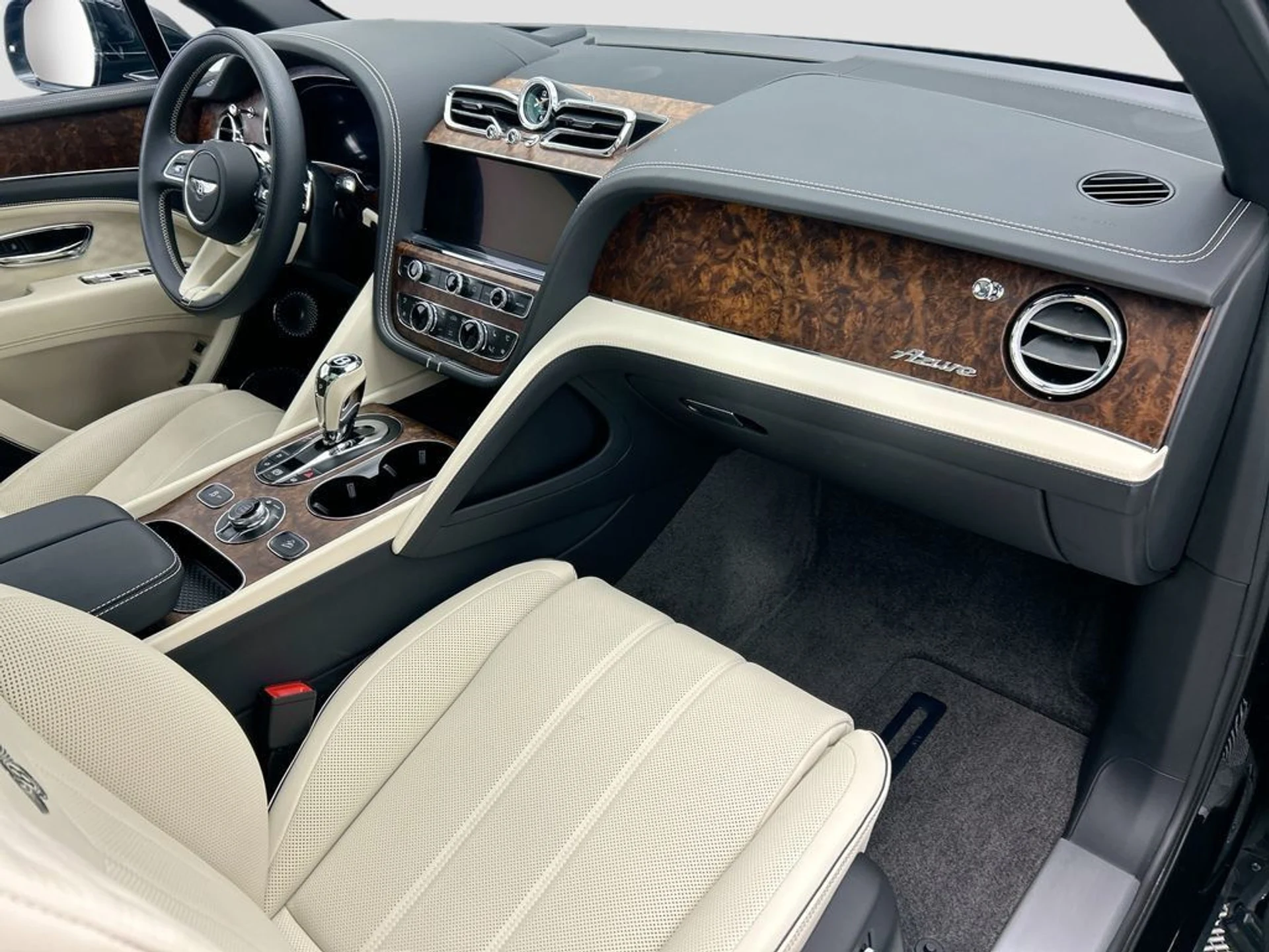 mph015_1110033462_used_2025_bentley_bentayga_ewb_v8awd_8119_22989350_16_1024_f6bc8eba7b