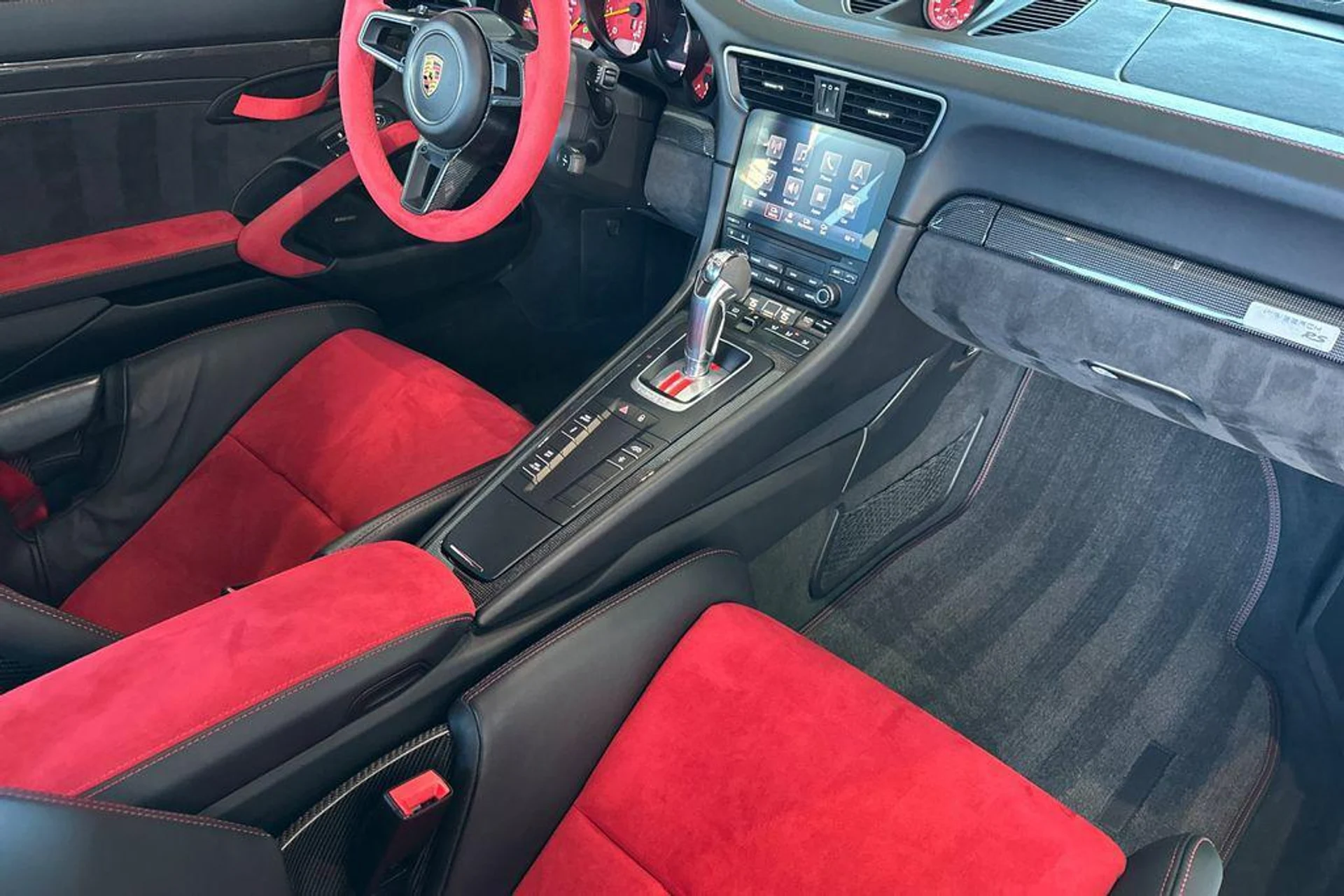 mph015_112183132_Rns67tc_Pr_J5b_E2p_HF_Tbn_DQ_Dn_Hl_Q_e15c882b9f