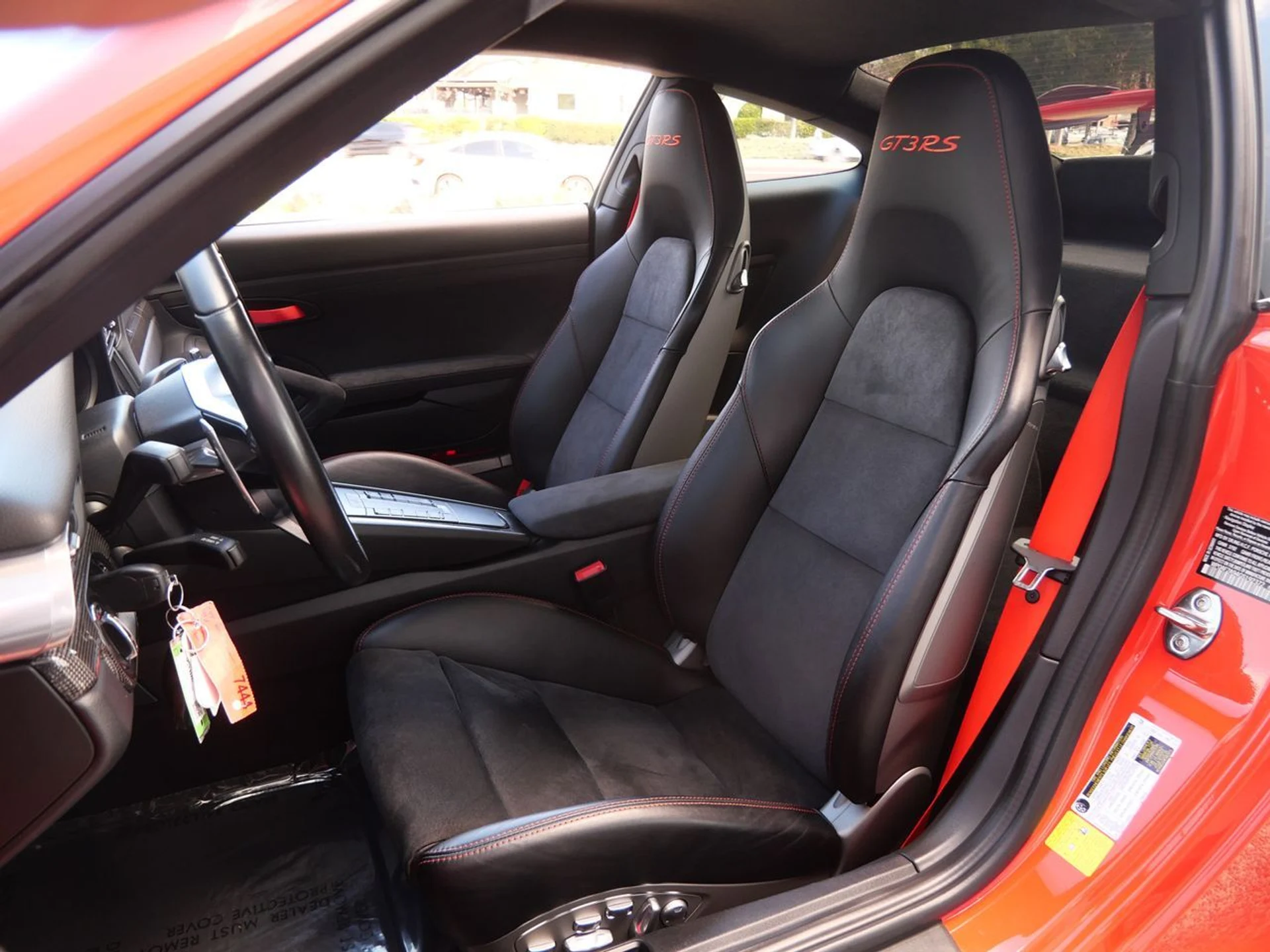 mph015_1124874087_ac016e51d8661f601db3617b452a8d4ax_320e93f1f7