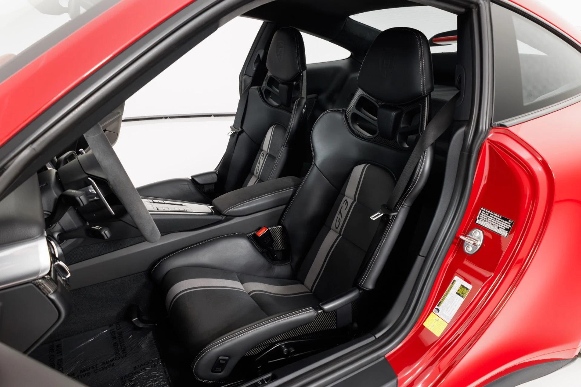 mph015_1126912156_Used_2018_Porsche_911_GT_3_1781113310_c3168f6b62