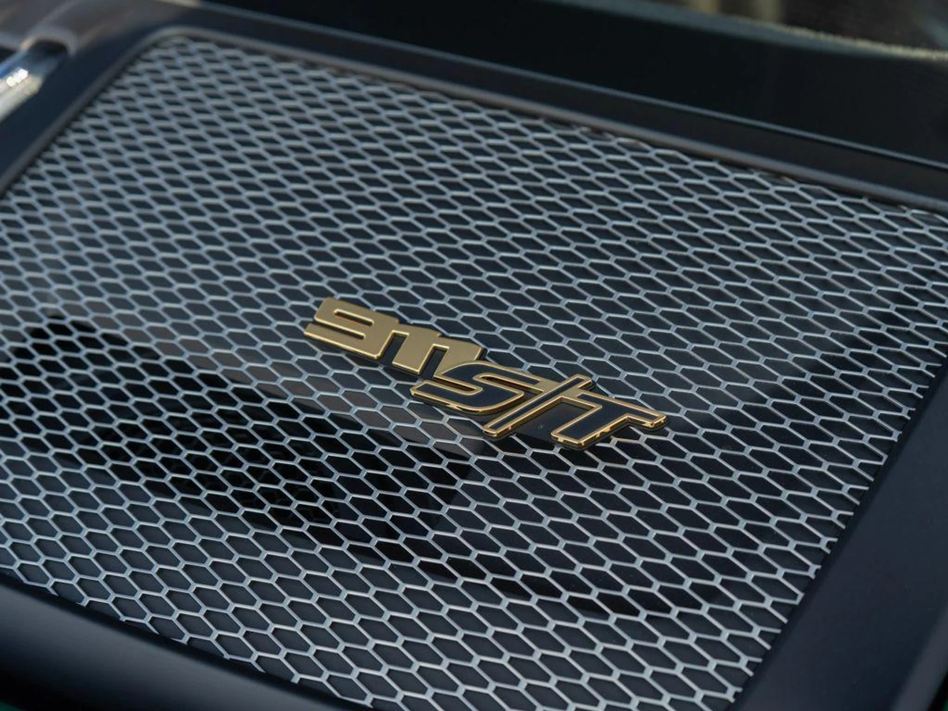 mph015_1130715721_rv9_F_Orb_Ic_D5_U_FKRU_Ajf4a_Eidf0_8b7ad7618d