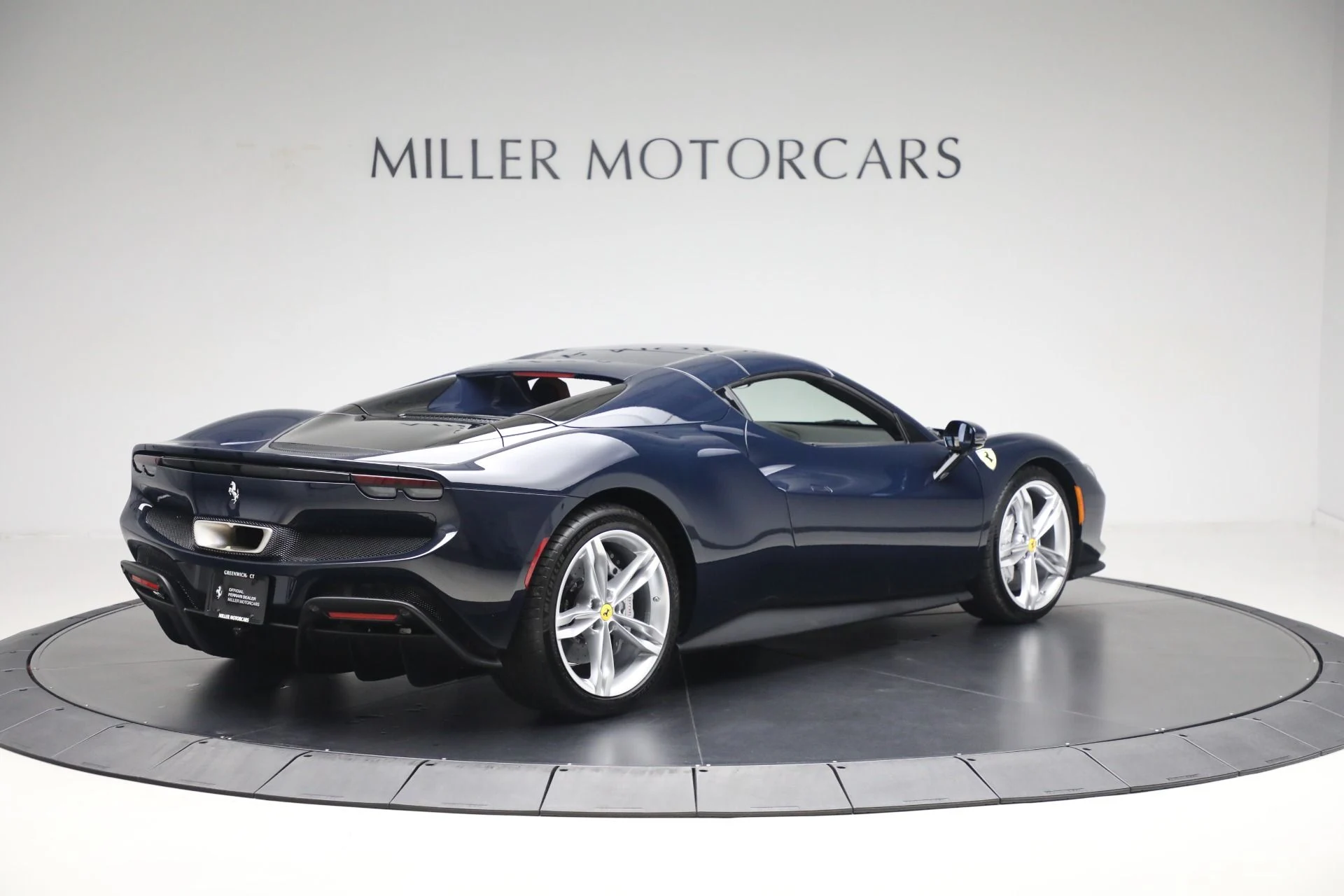 mph015_1139390344_Used_2023_Ferrari_296_GTS_e20fb8bac3