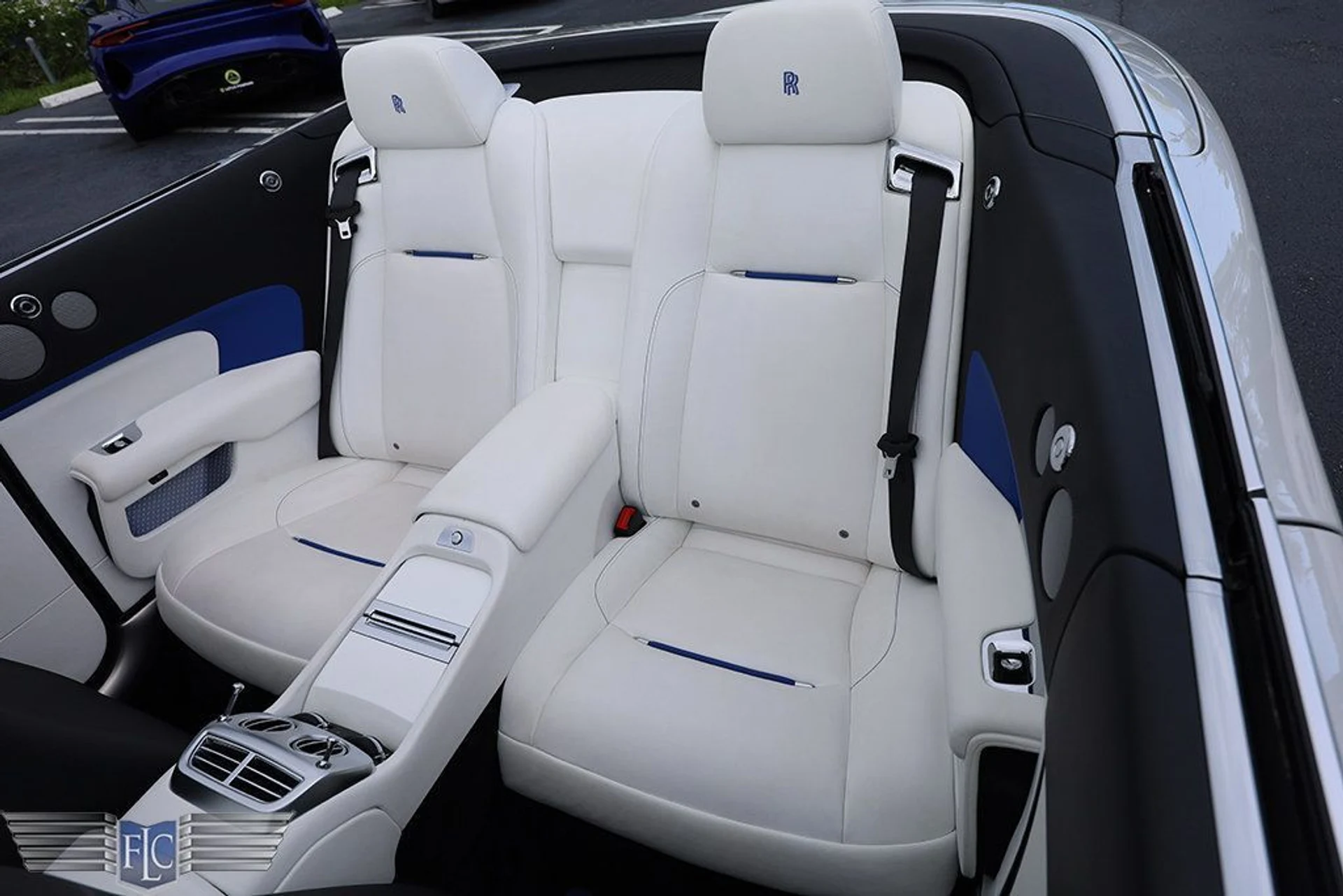 mph015_1141888483_used_2018_rolls_royce_dawn_convertible_6305_22879158_16_1024_22b0e3578e