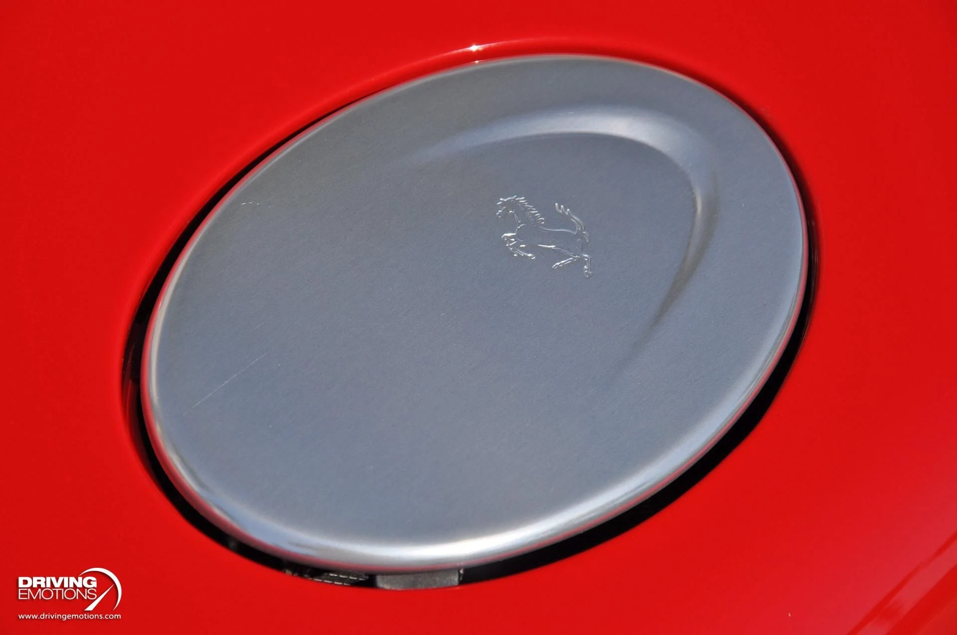 mph015_1146408474_437_p16_l_48ef6ab9eb