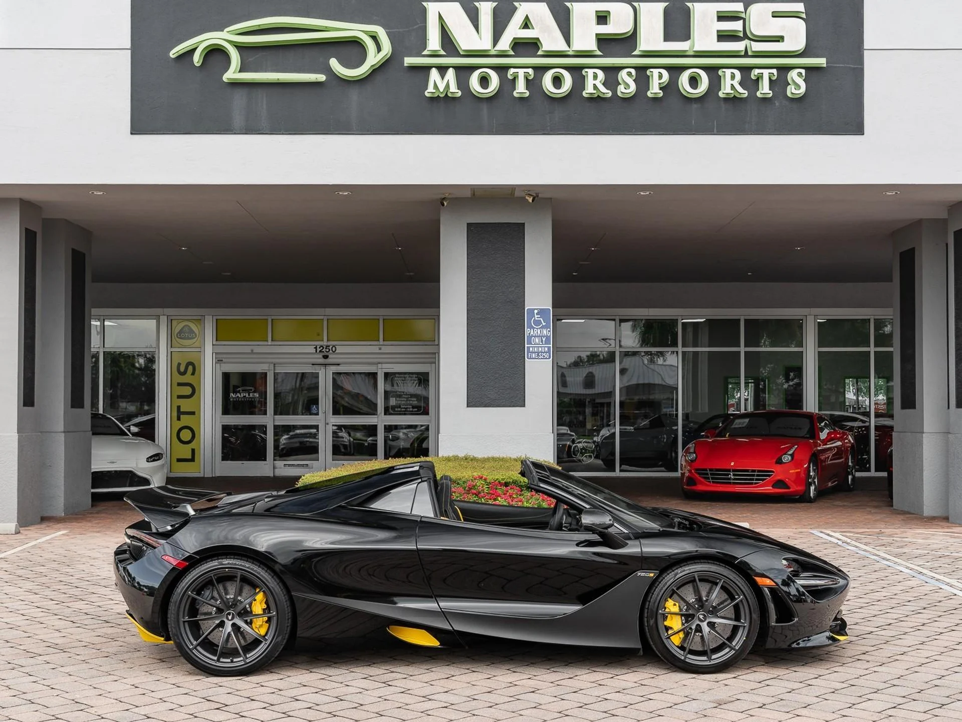 mph015_1146487282_Used_2022_Mc_Laren_720_S_1756483726_ed13006e69
