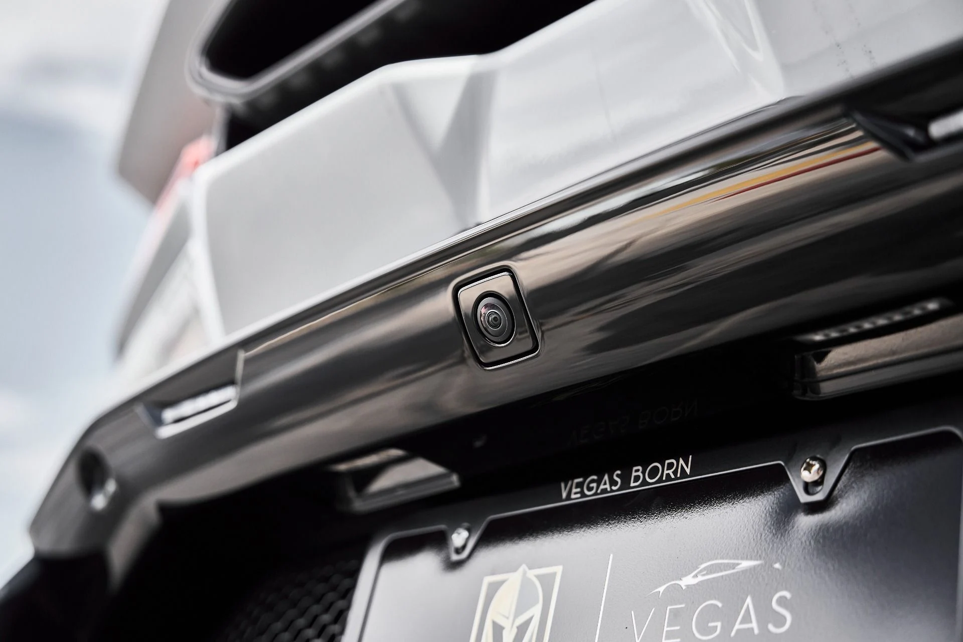 mph015_1147135266_Used_2026_Lamborghini_Revuelto_Base_1777078362_16e4a44bea