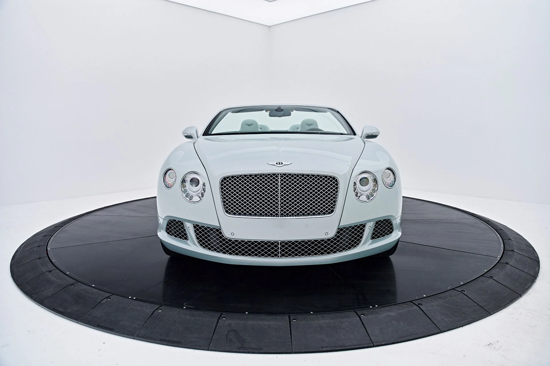 mph015_1148887461_Used_2014_Bentley_Continental_GTC_Base_1786670627_61832d49c7