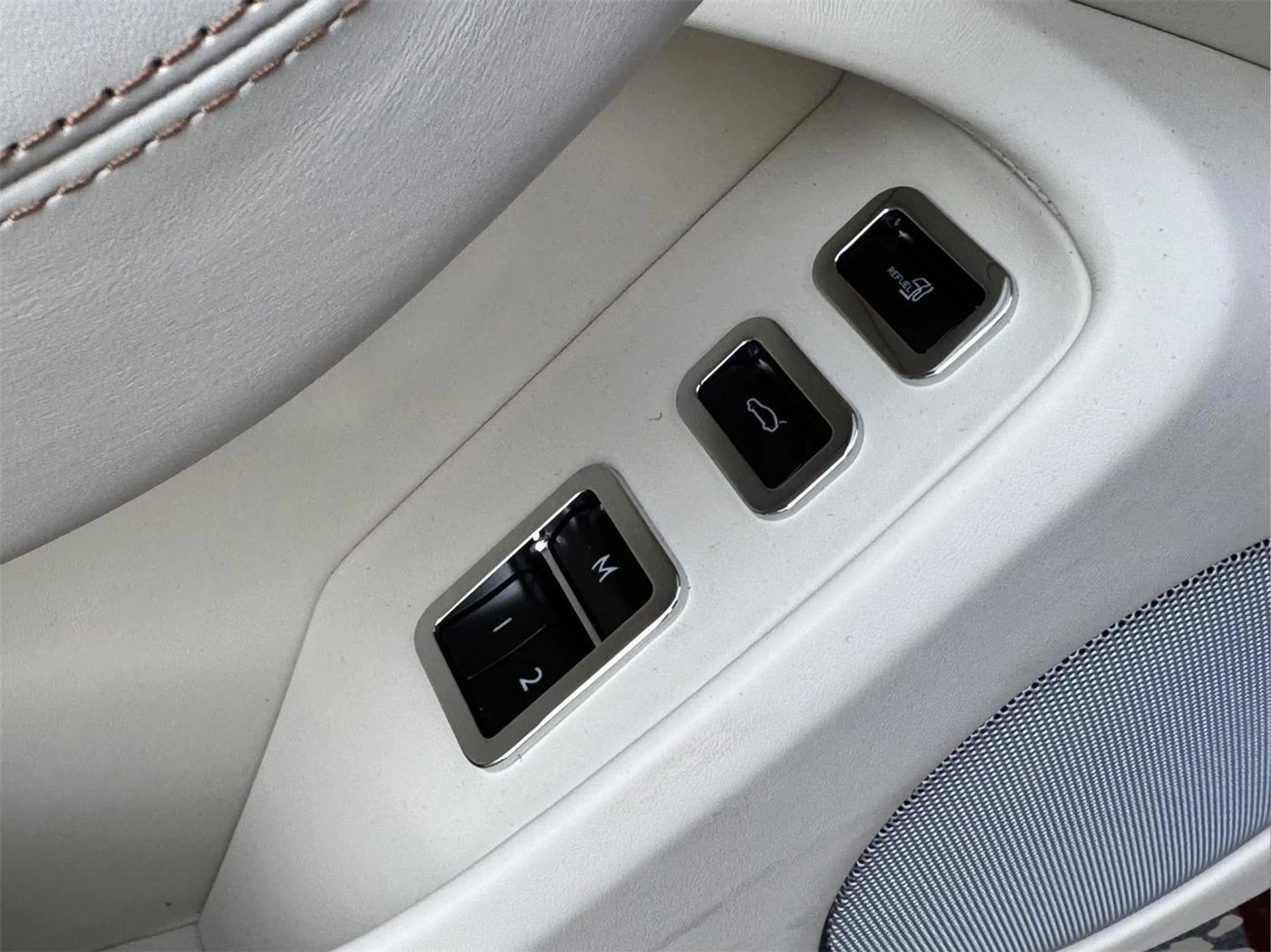 mph015_1149342611_d0052e429b08e1067fd13b7883a0d39e_09773153b4