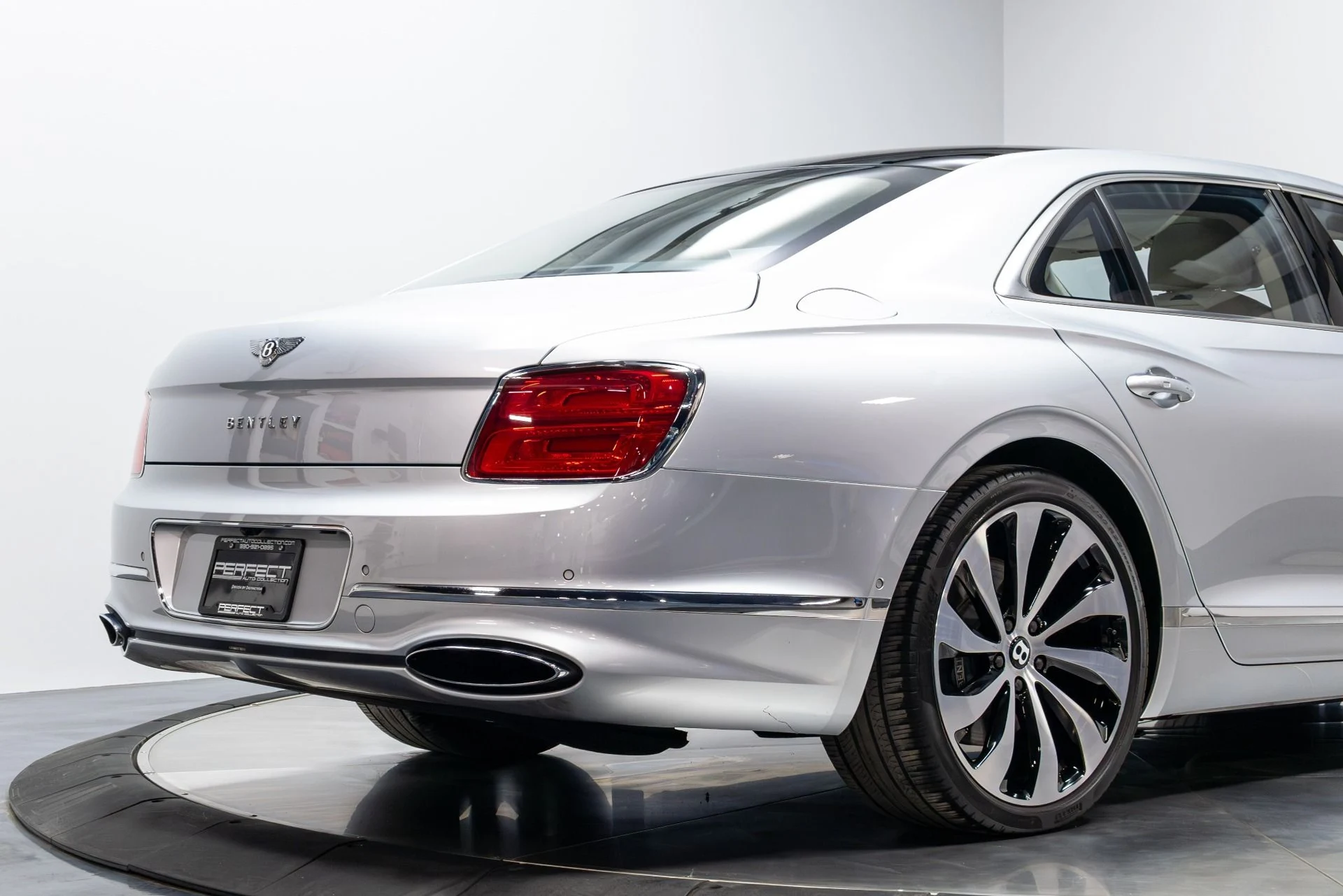 mph015_115168263_Used_2021_Bentley_Flying_Spur_W12_1772666284_f578ae2777