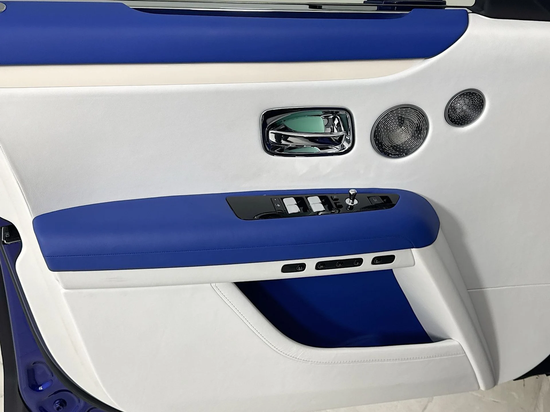 mph015_1154122214_be95438010abc9d3d1d3572cf01ab2b8x_e5067d896f