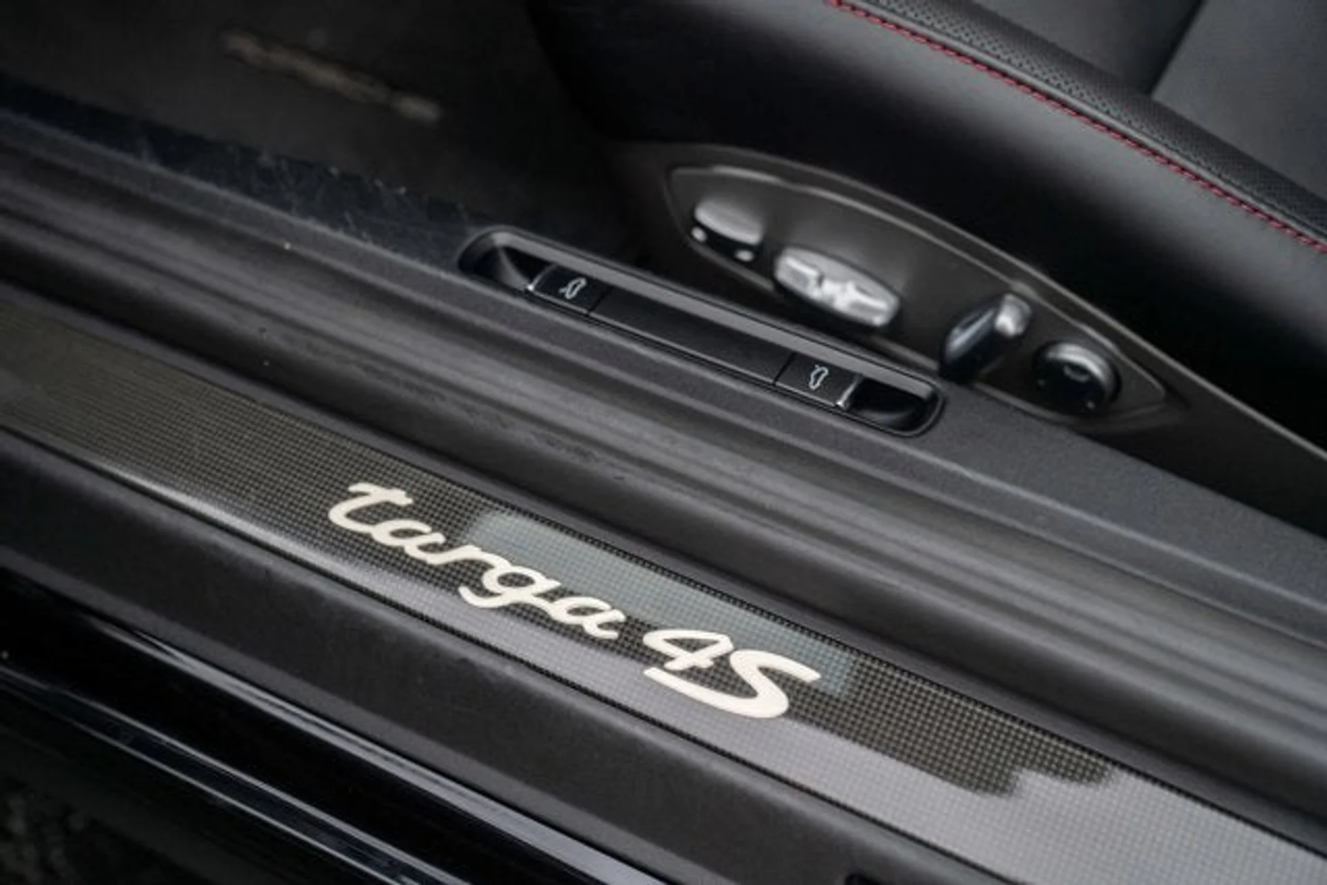 mph015_1158556892_16_9368fe247f