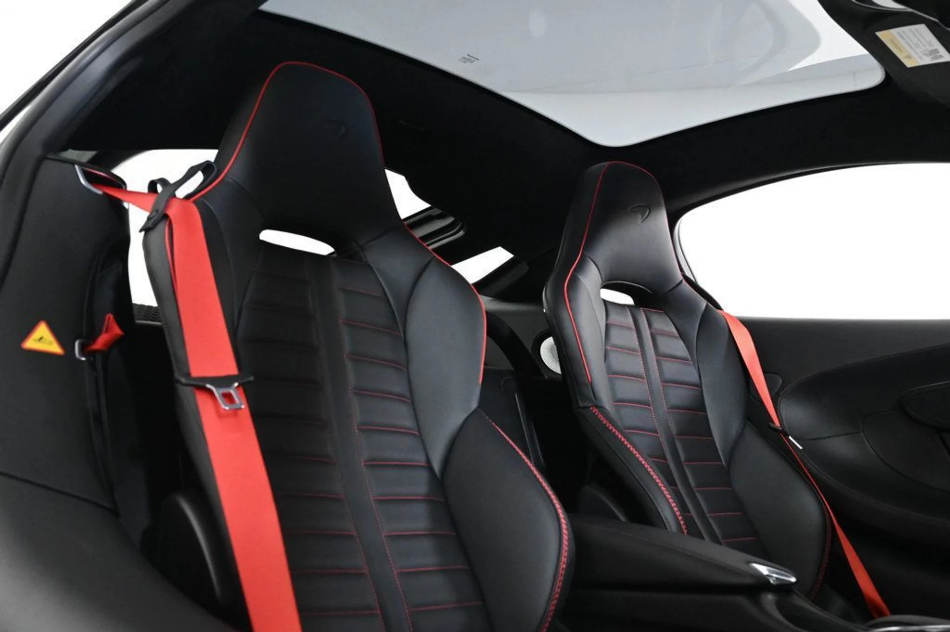 mph015_1159127127_new_2026_mclaren_gts_techluxcoupe_11350_22972747_16_1024_e765dfc1e8