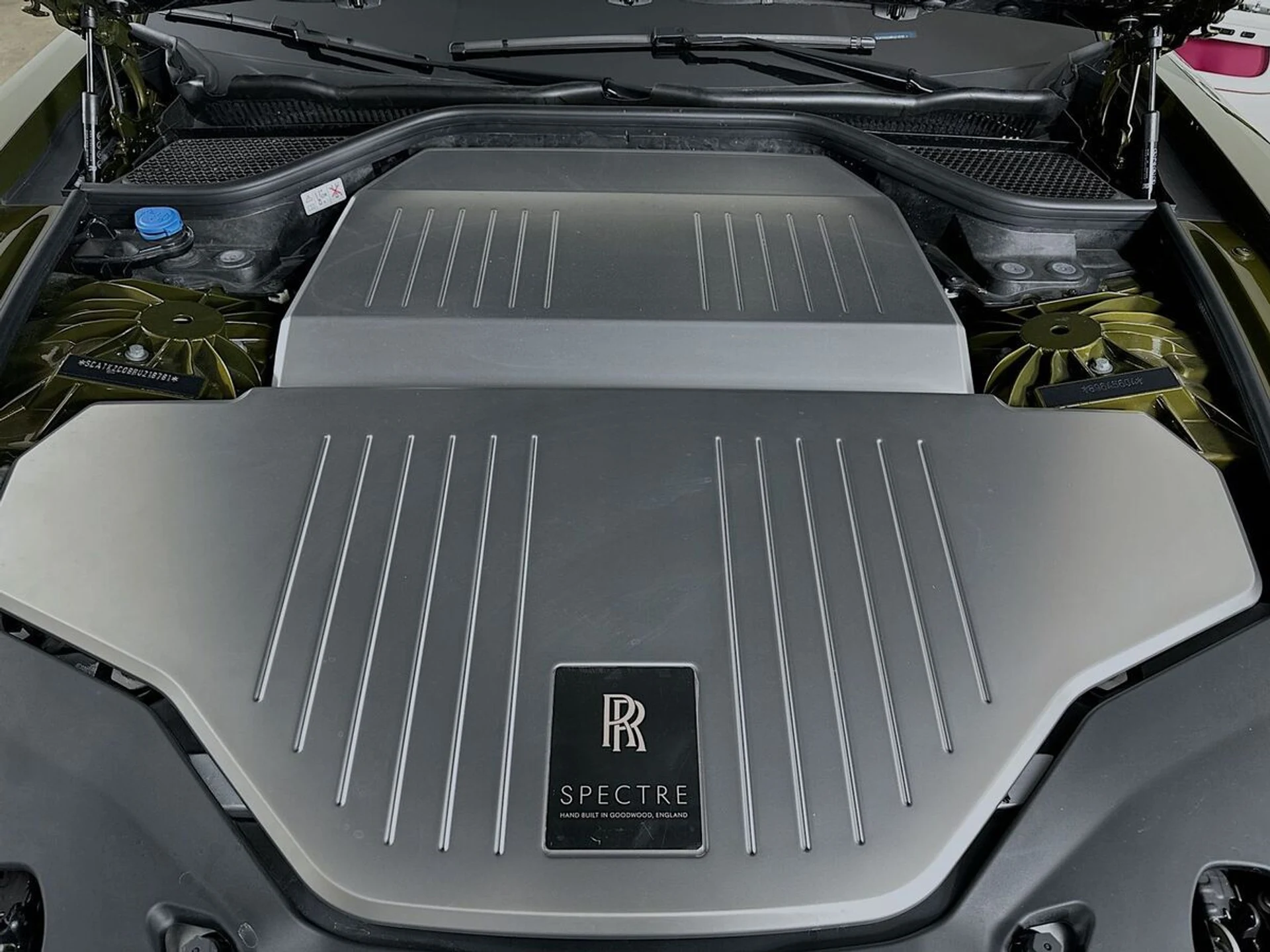mph015_1161602986_025fcxmw8ydn5bsm79uv54nhifo6_2caaaa1ee3