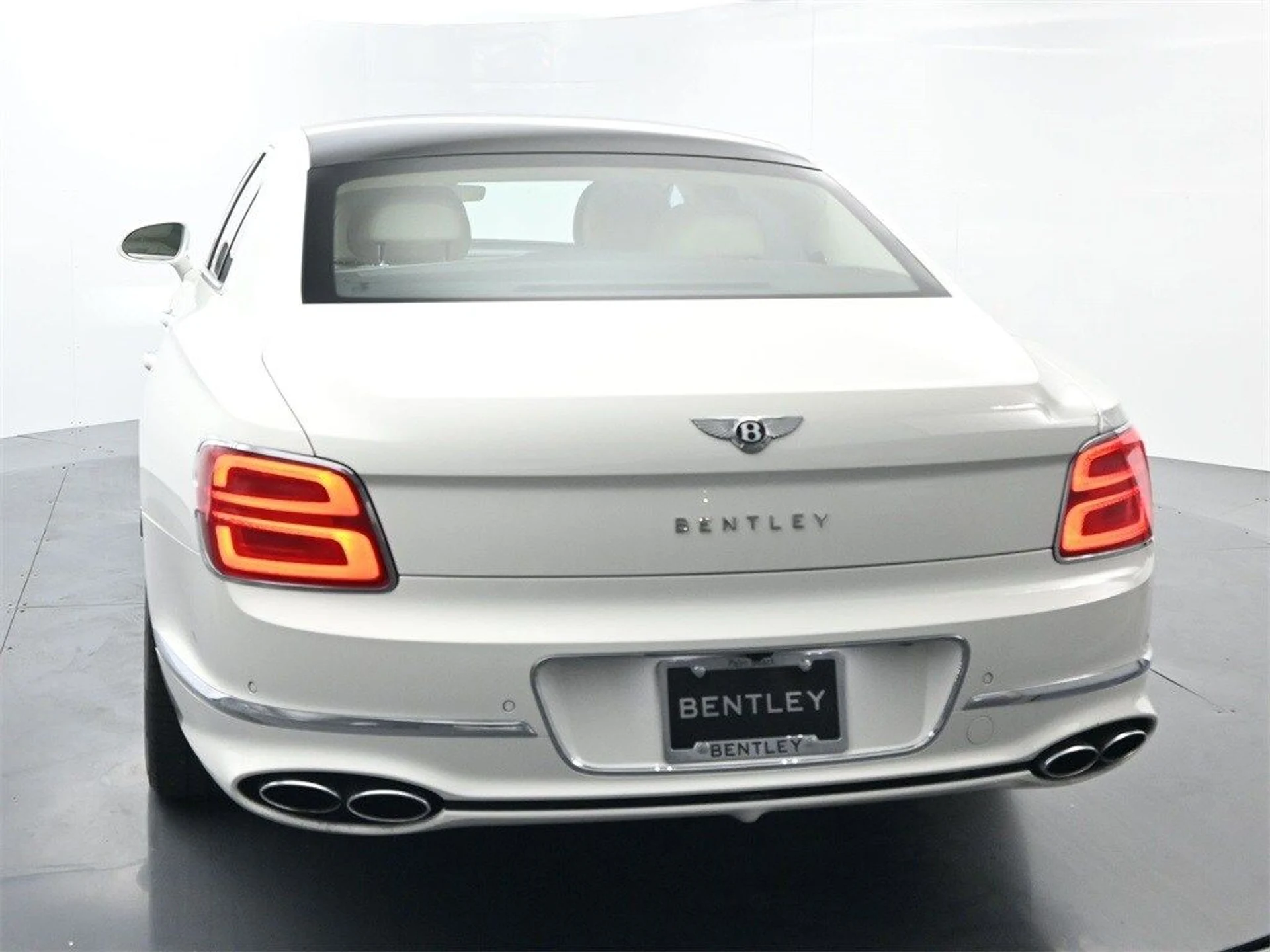 mph015_1164065447_832f173eae00222efc05ab92ae08e634x_7541e69616