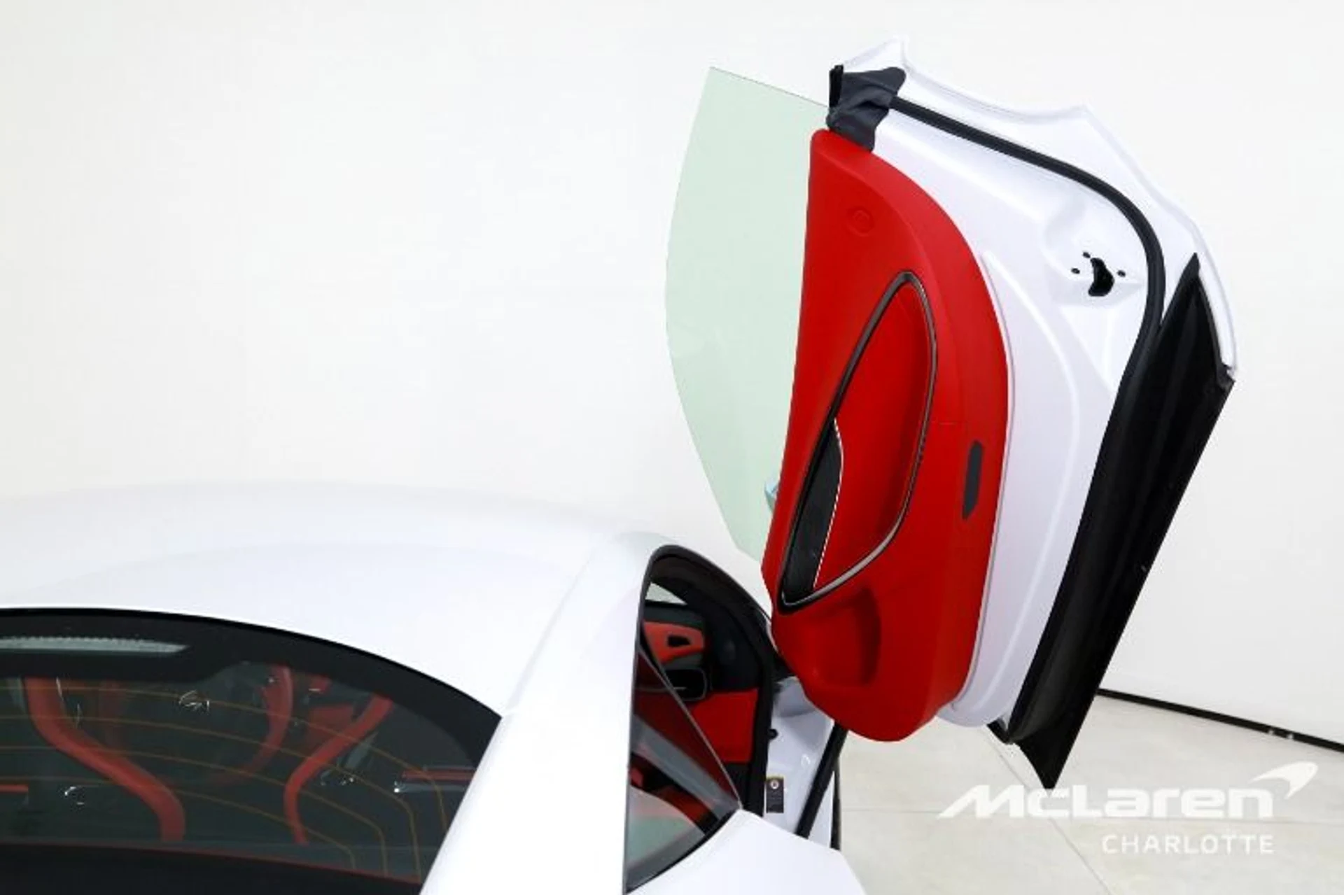 mph015_116766318_Used_2025_Mc_Laren_Artura_d2a94e6b71