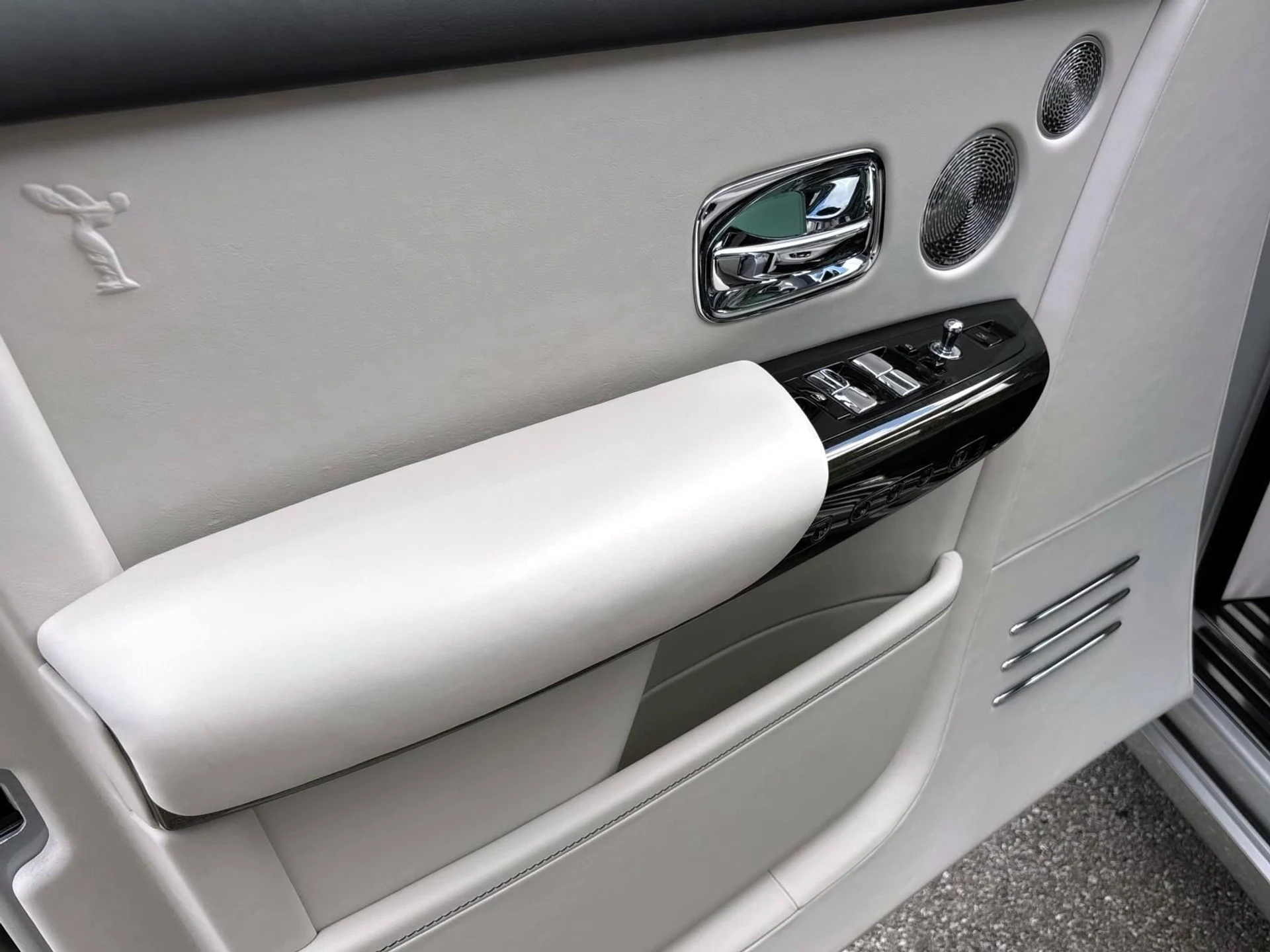 mph015_1177912397_3eb4e7fe004bb9eb04eb2a44f1ad4b80x_a814694d5b