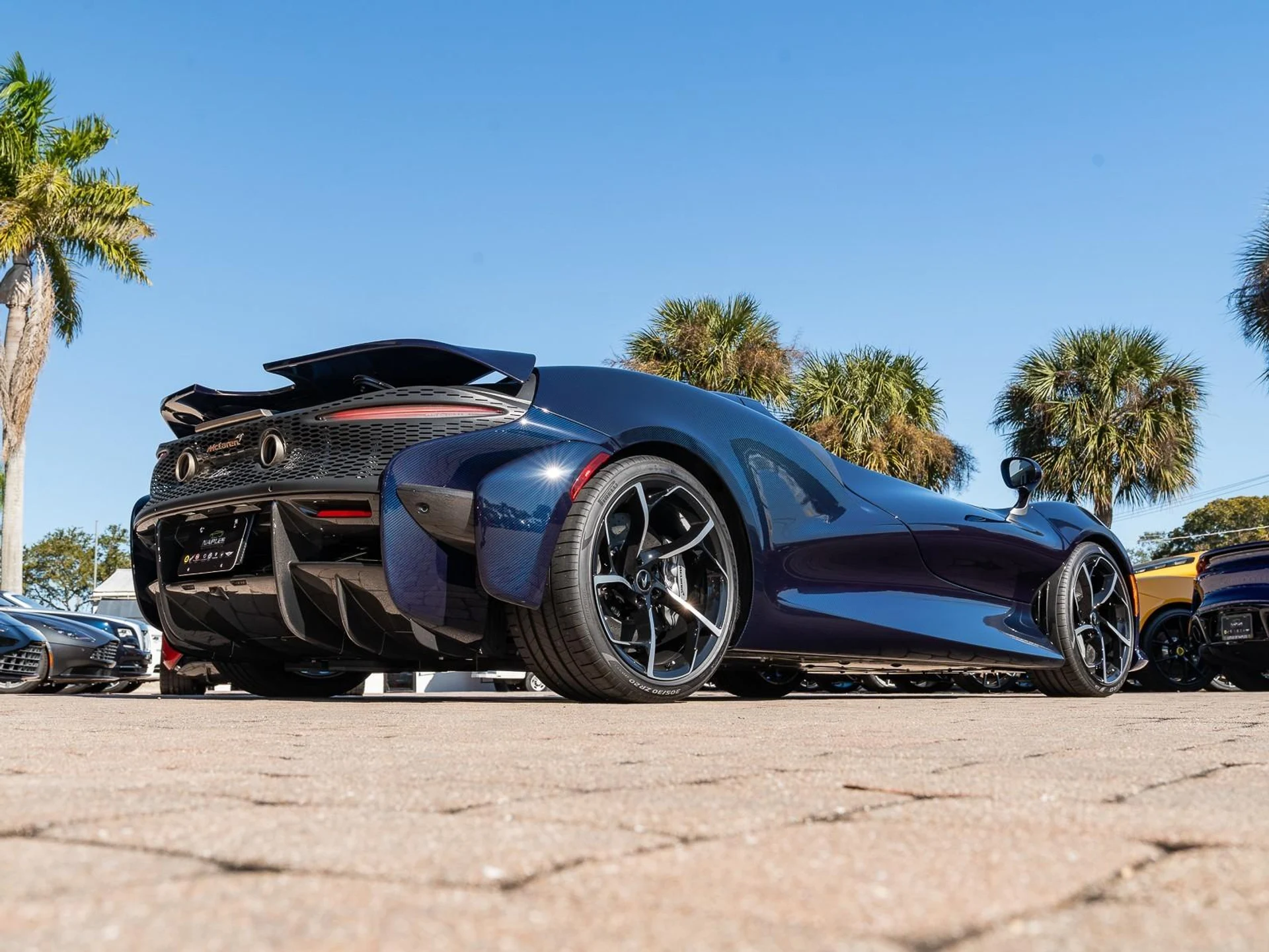 mph015_1180071710_Used_2021_Mc_Laren_Elva_1766175031_abd3fd519c