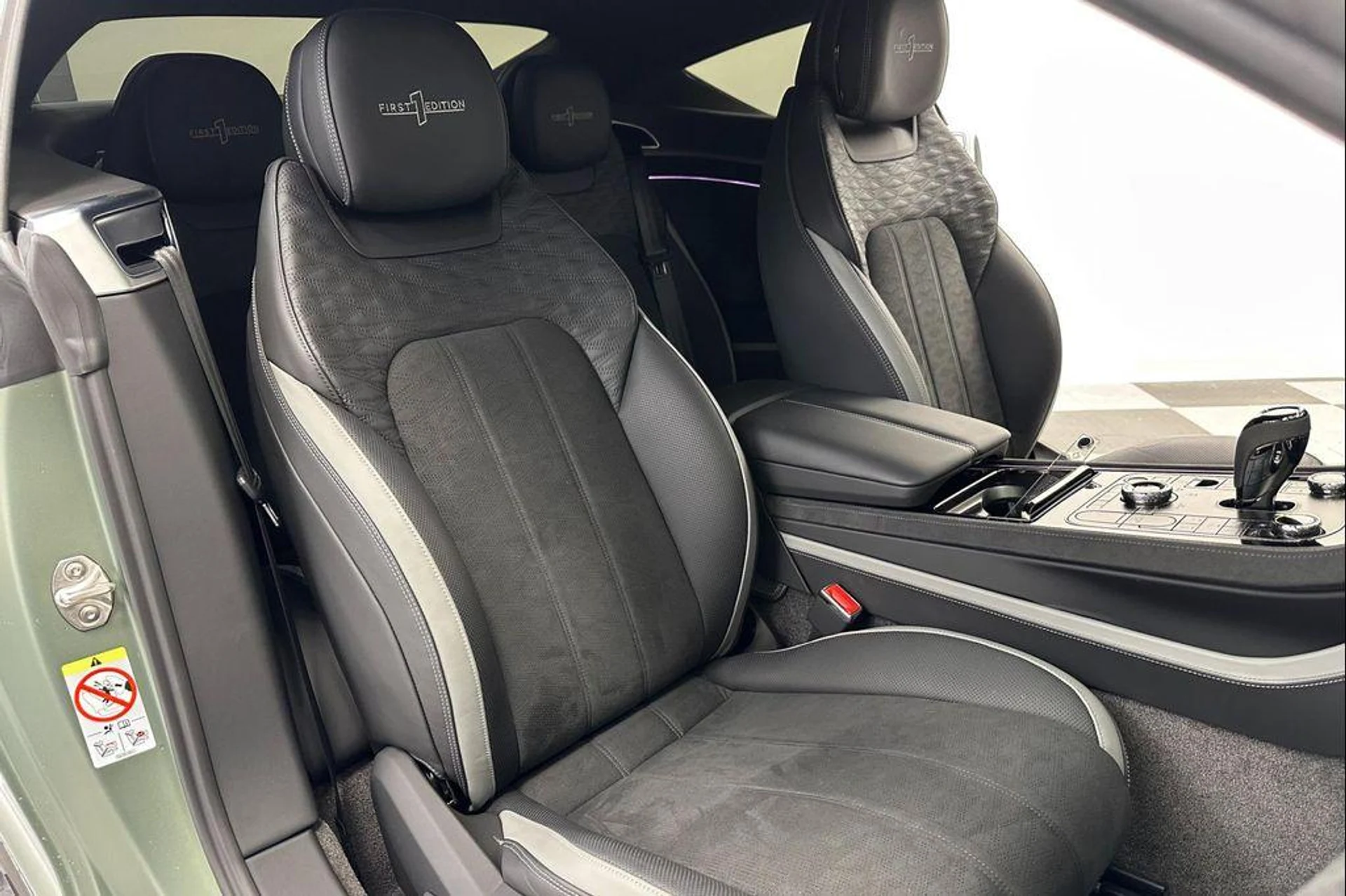 mph015_1181642214_inuc_N8o_T1p3_Ya_LC_Xntdlzbys_Q3_Y_b79db38e38