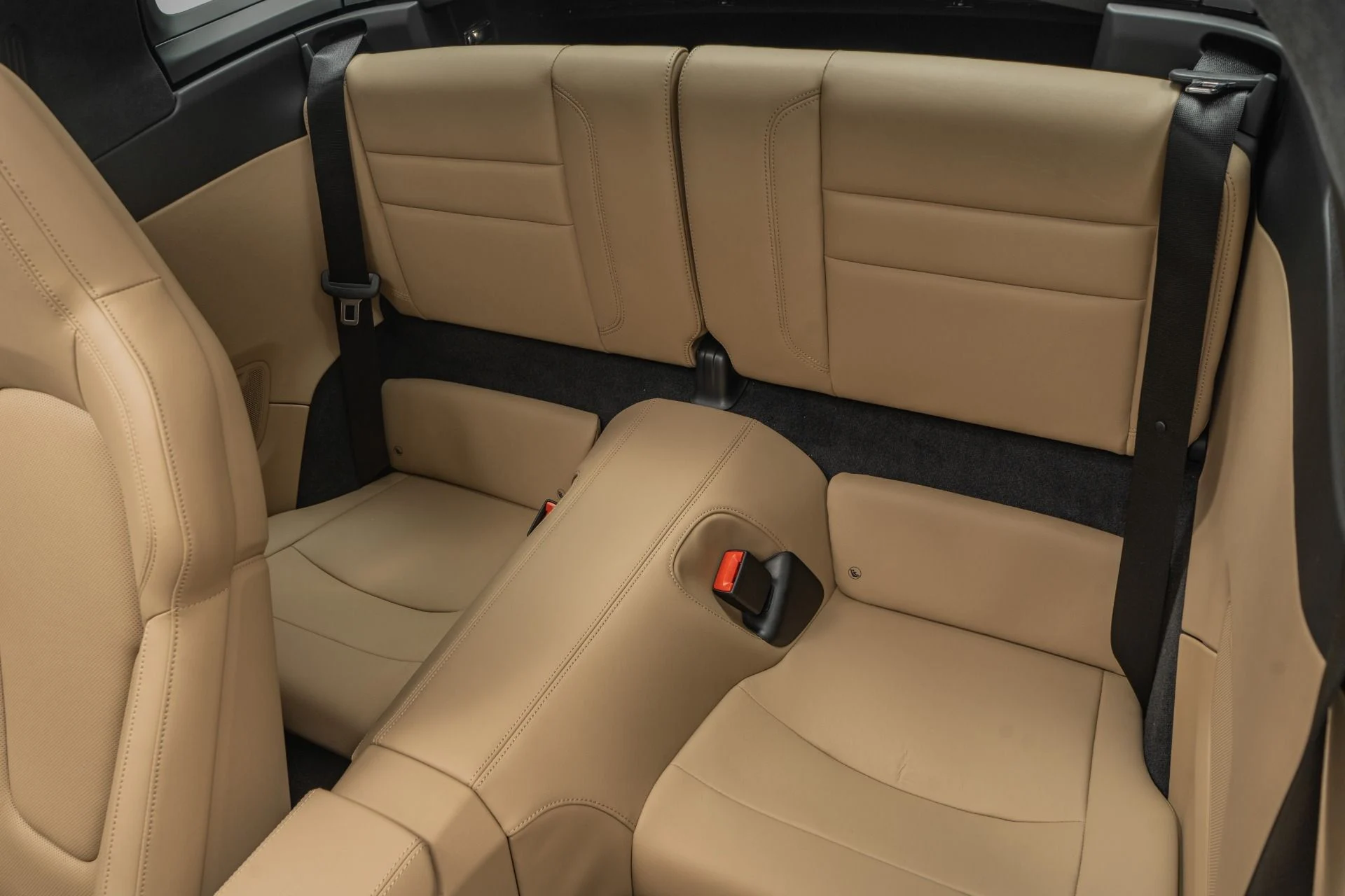 mph015_1187209969_Used_2024_Porsche_911_Targa_4_S_Low_Miles_Sport_Package_Premium_Package_1774034922_df8ad121c5