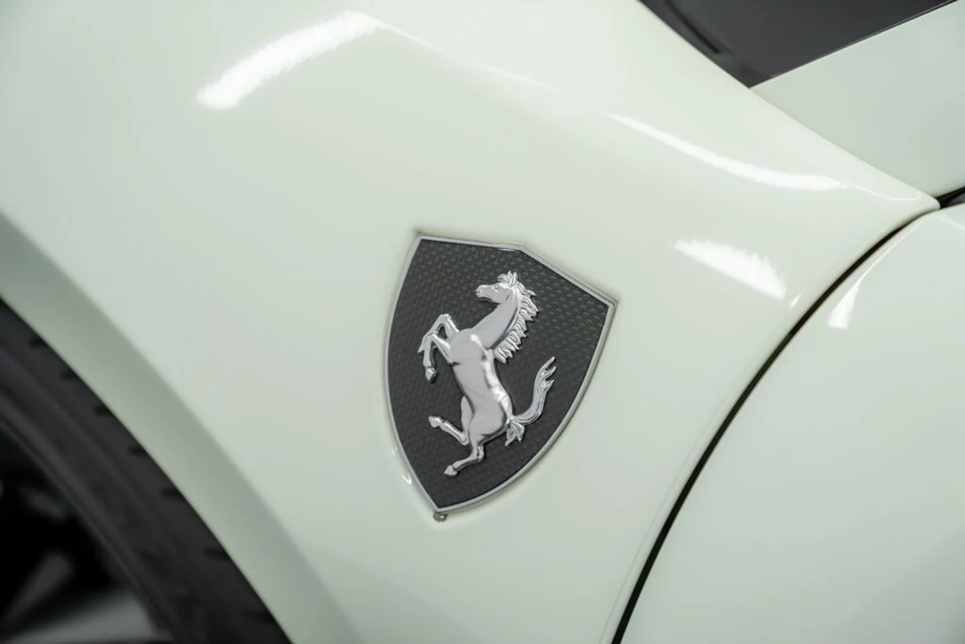 mph015_1193352495_ferrari_488_spider_2019_jpg_v_1754355020_96bd0c9aea